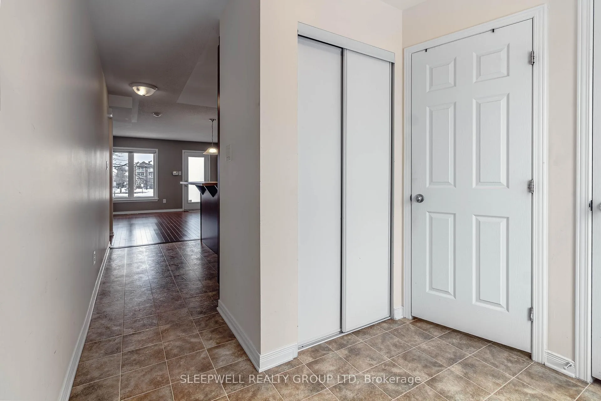 Photo 2 of 3389 Cambrian Road, Ottawa, Barrhaven - Stonebridge — HOMEH