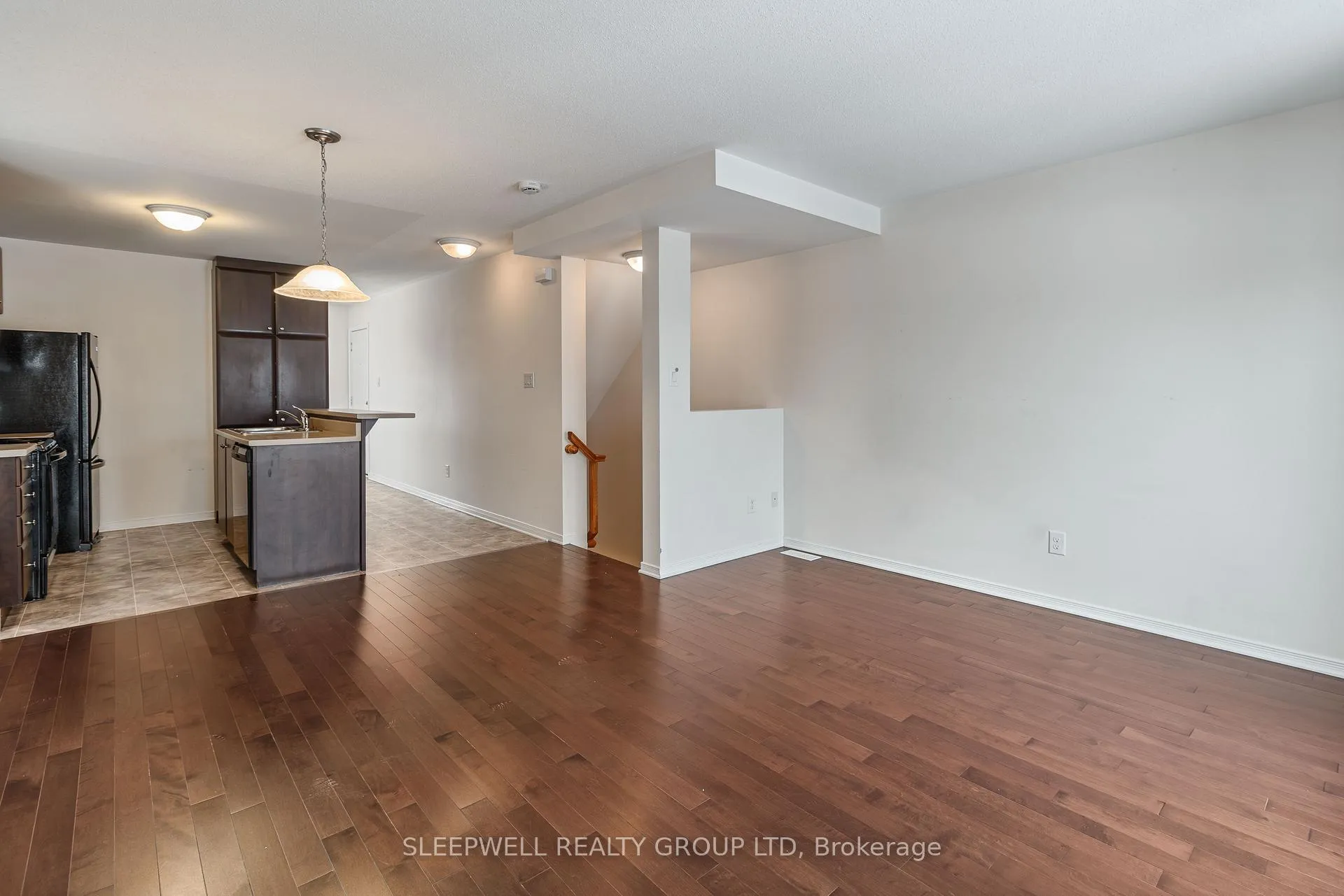 Photo 8 of 3389 Cambrian Road, Ottawa, Barrhaven - Stonebridge — HOMEH