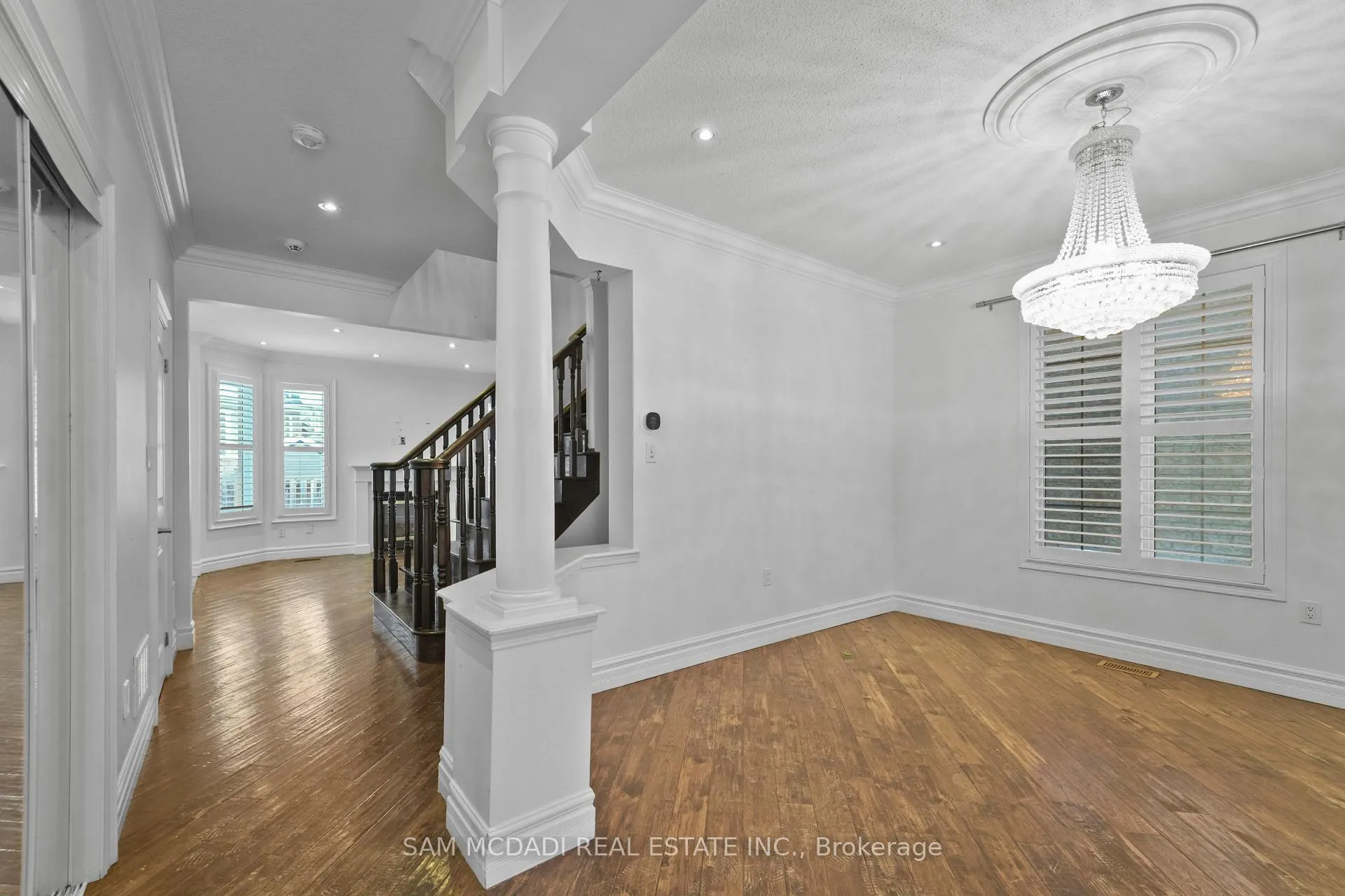 Photo 4 of Unit Upper, 424 Tonelli Lane, Milton, Harrison — HOMEH