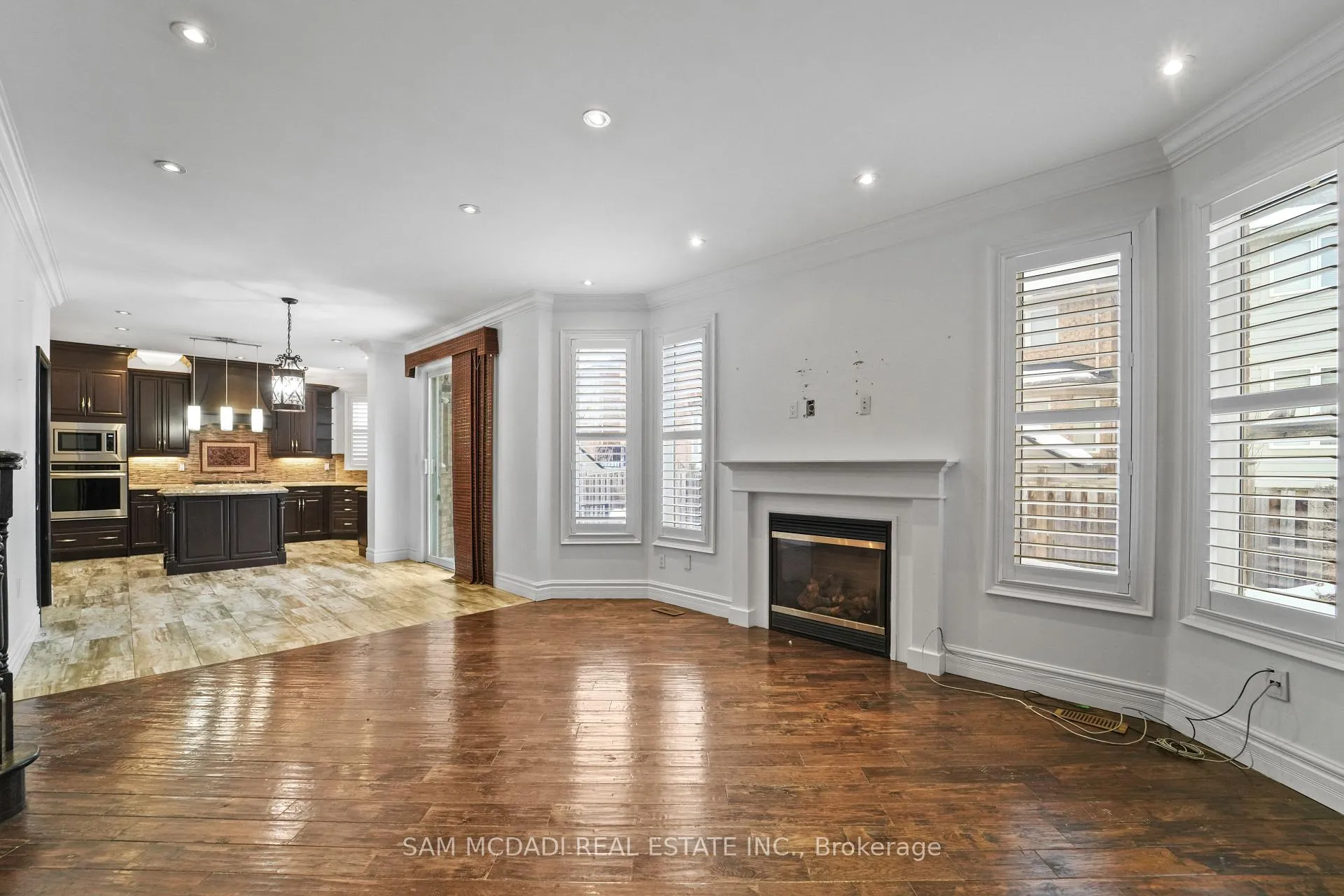 Photo 9 of Unit Upper, 424 Tonelli Lane, Milton, Harrison — HOMEH