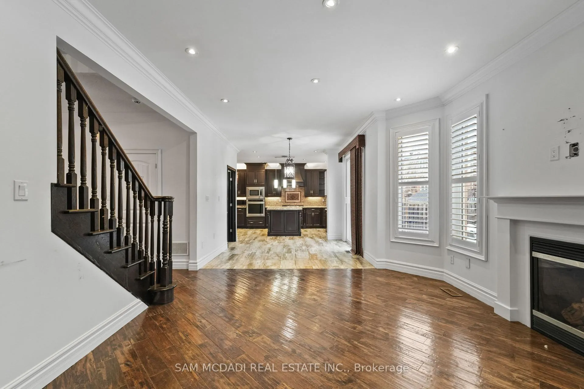 Photo 11 of Unit Upper, 424 Tonelli Lane, Milton, Harrison — HOMEH