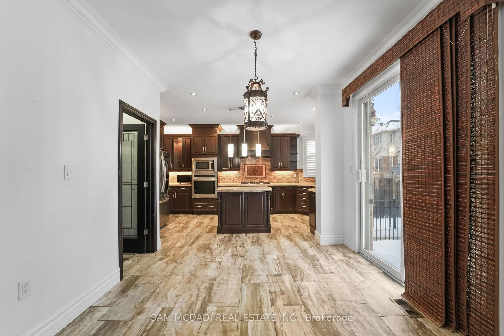Photo 12 of Unit Upper, 424 Tonelli Lane, Milton, Harrison — HOMEH