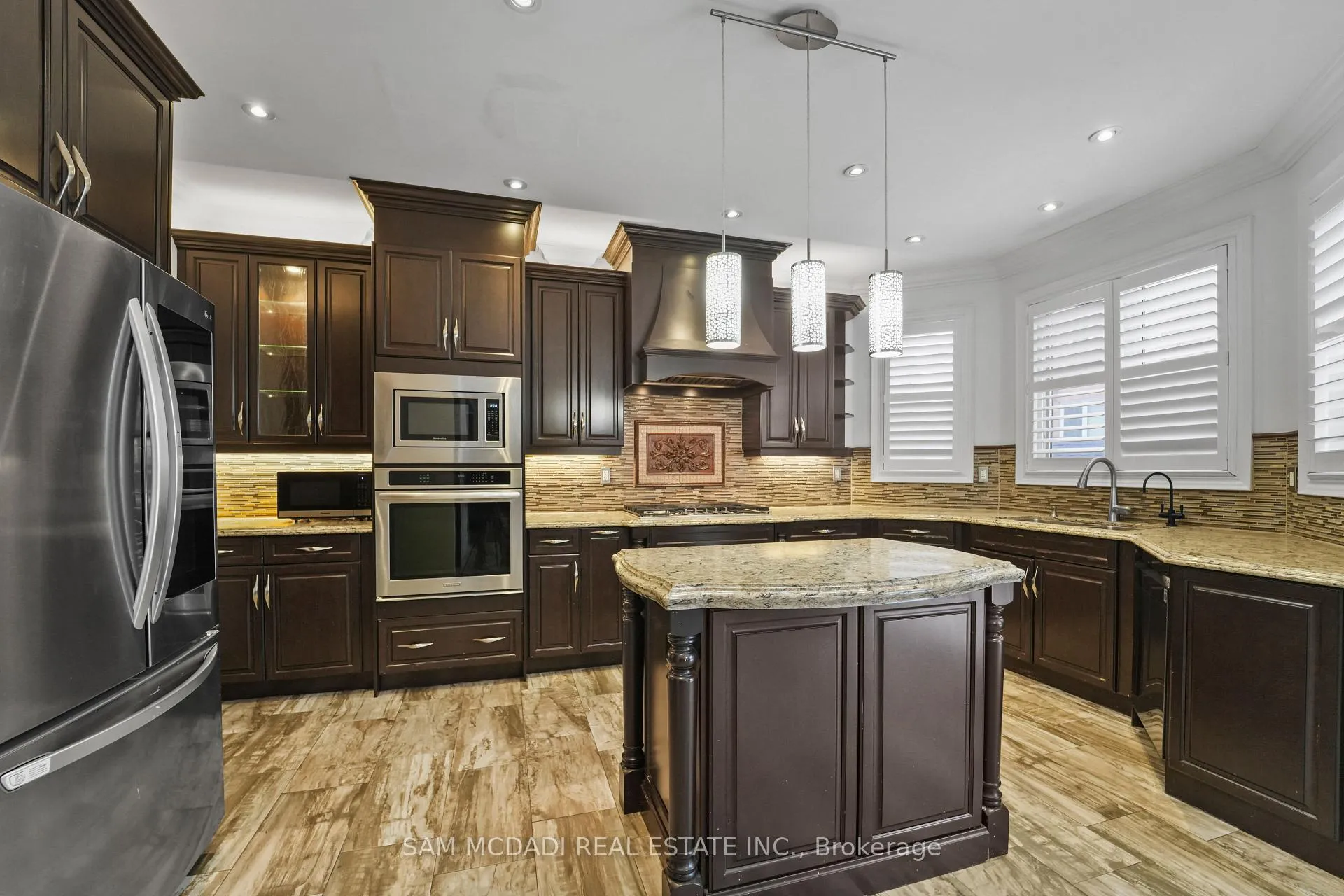 Photo 13 of Unit Upper, 424 Tonelli Lane, Milton, Harrison — HOMEH
