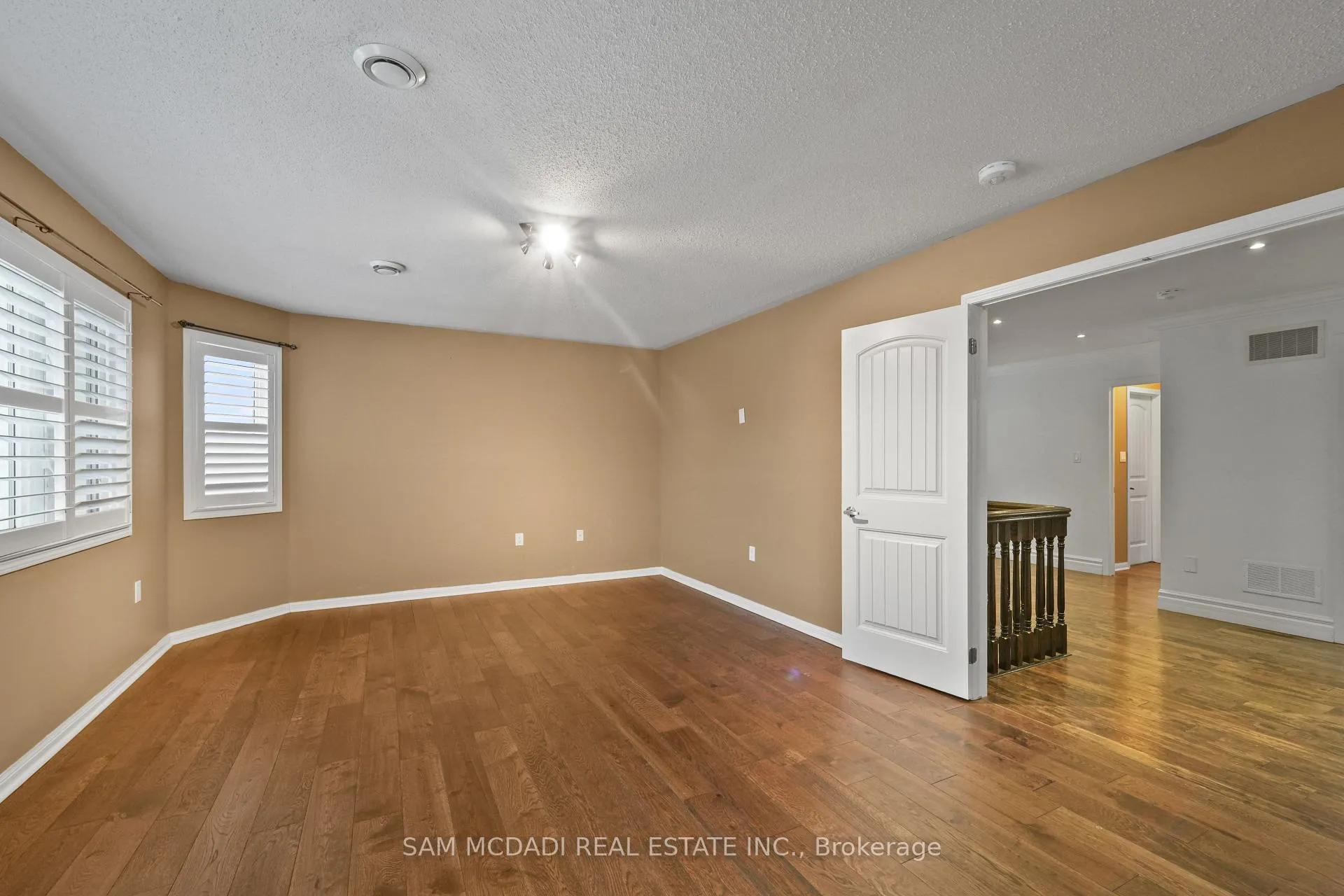 Photo 19 of Unit Upper, 424 Tonelli Lane, Milton, Harrison — HOMEH