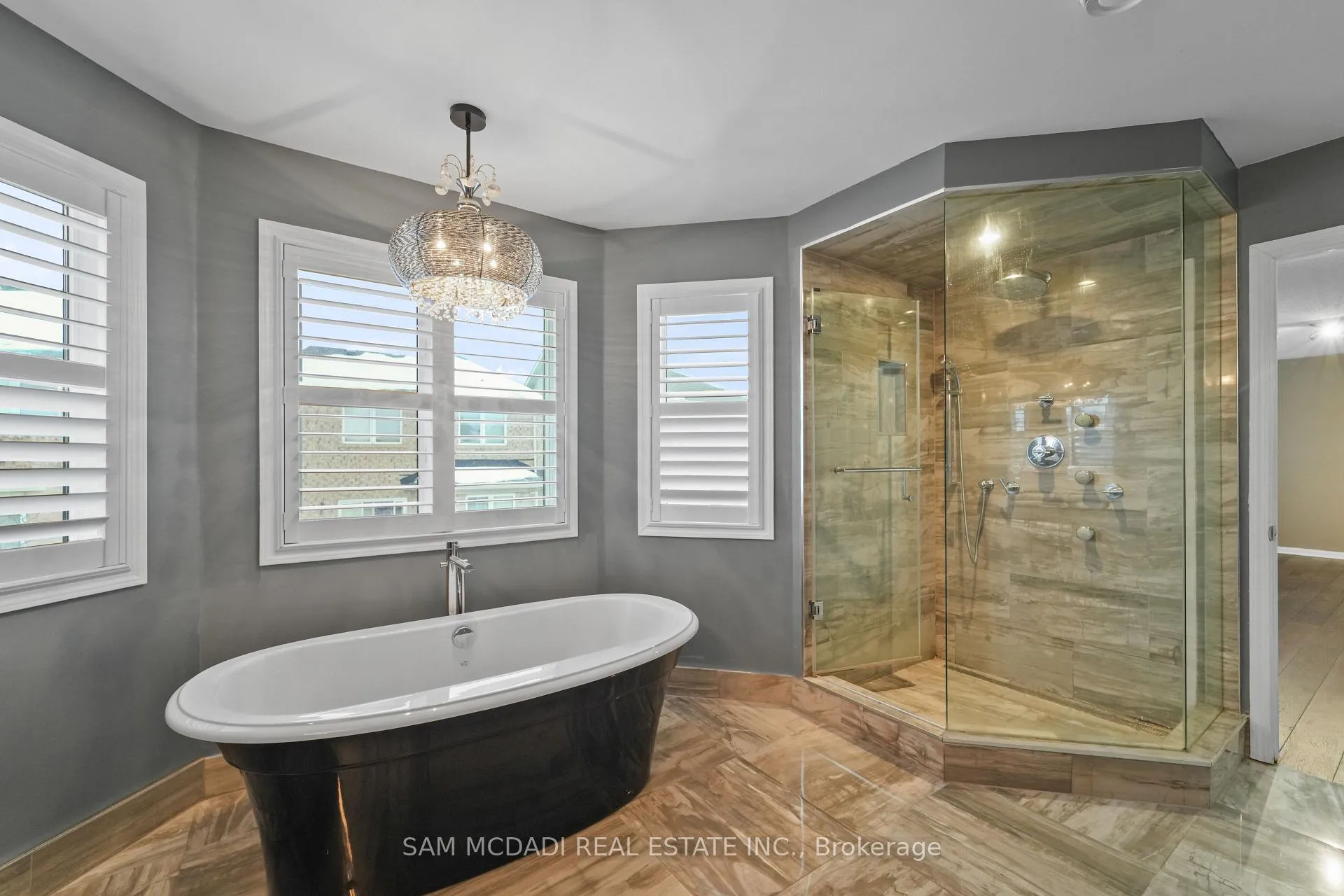 Photo 24 of Unit Upper, 424 Tonelli Lane, Milton, Harrison — HOMEH