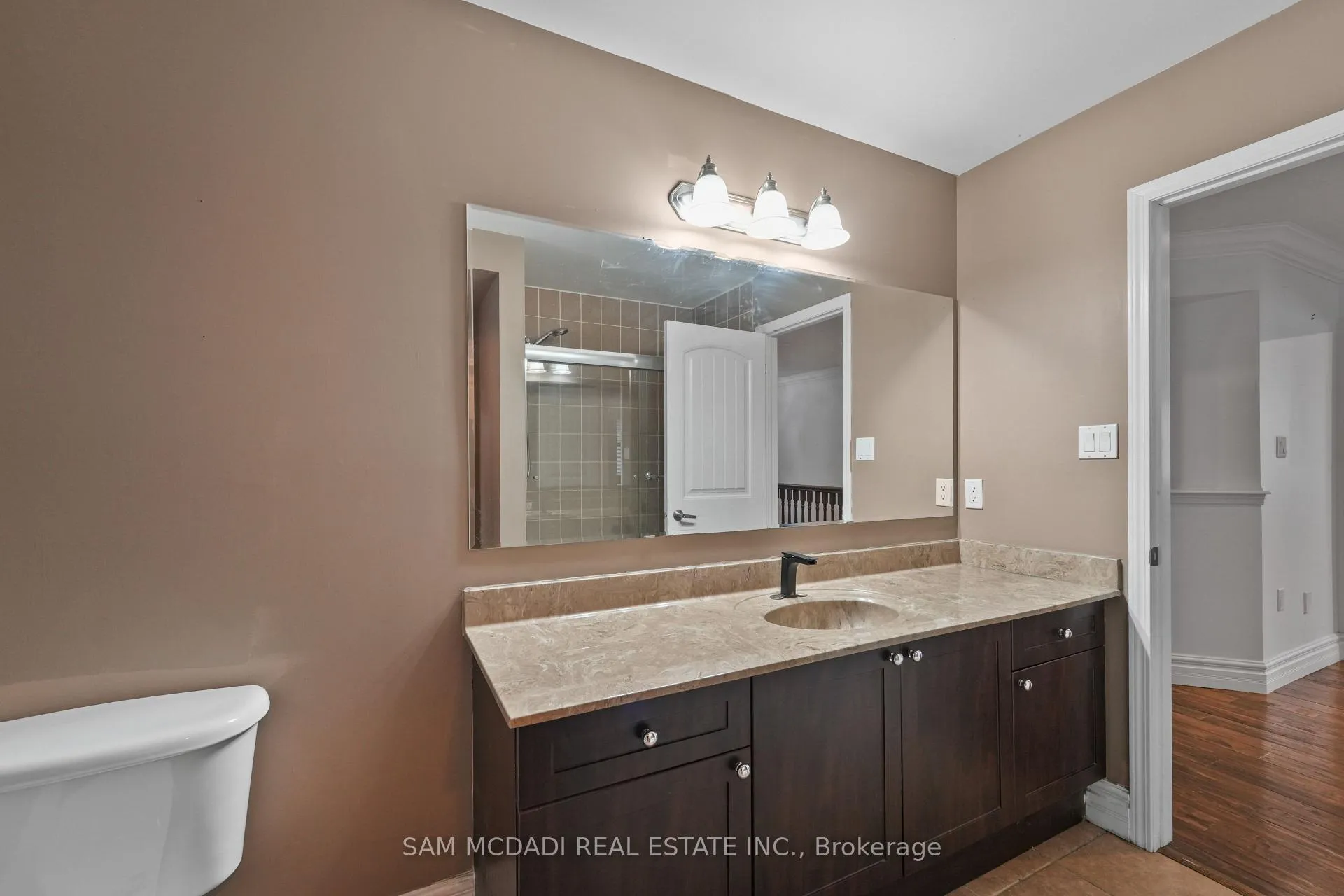 Photo 30 of Unit Upper, 424 Tonelli Lane, Milton, Harrison — HOMEH