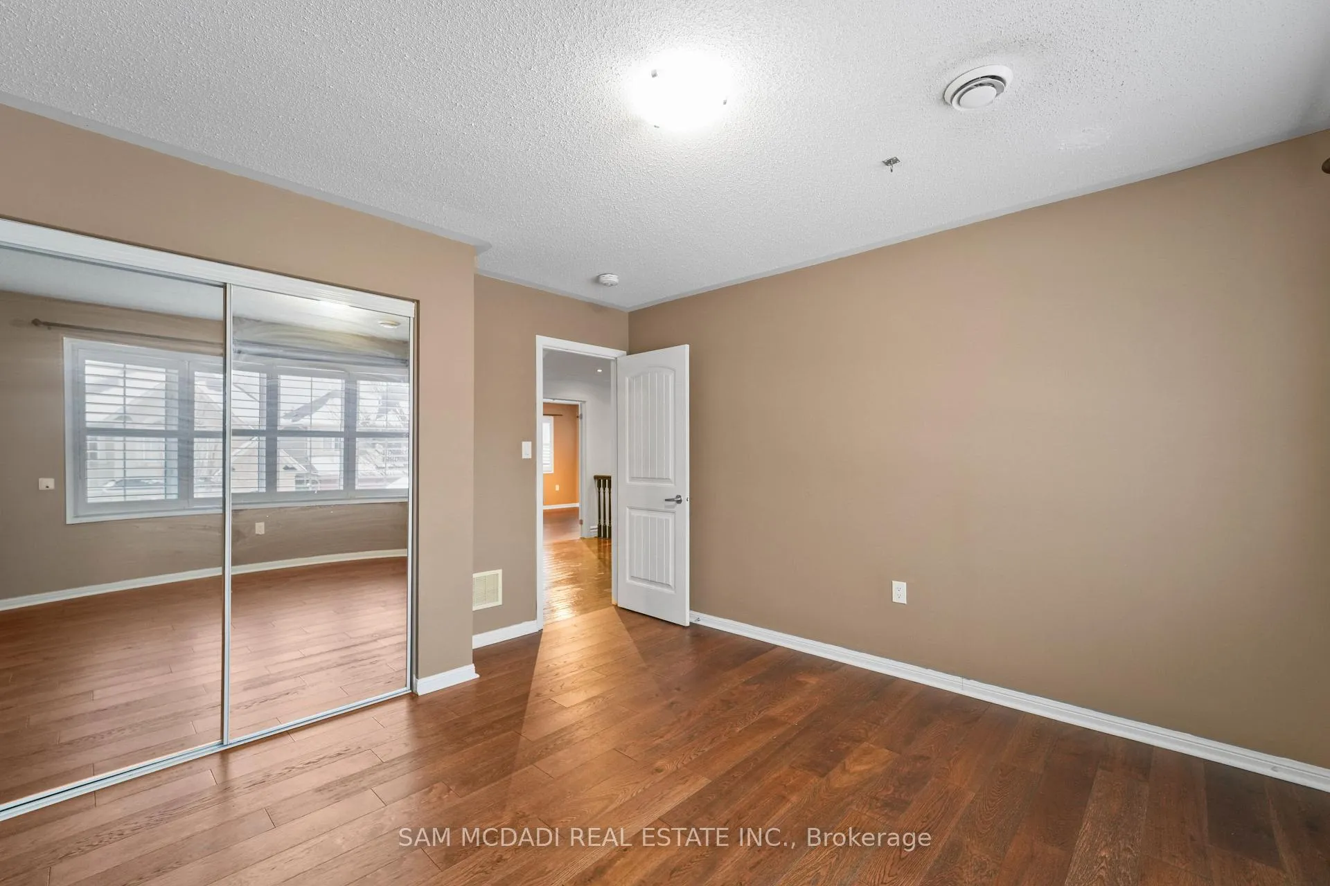 Photo 32 of Unit Upper, 424 Tonelli Lane, Milton, Harrison — HOMEH