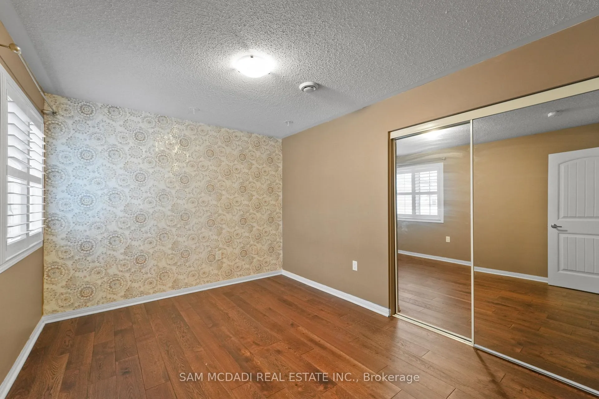 Photo 33 of Unit Upper, 424 Tonelli Lane, Milton, Harrison — HOMEH