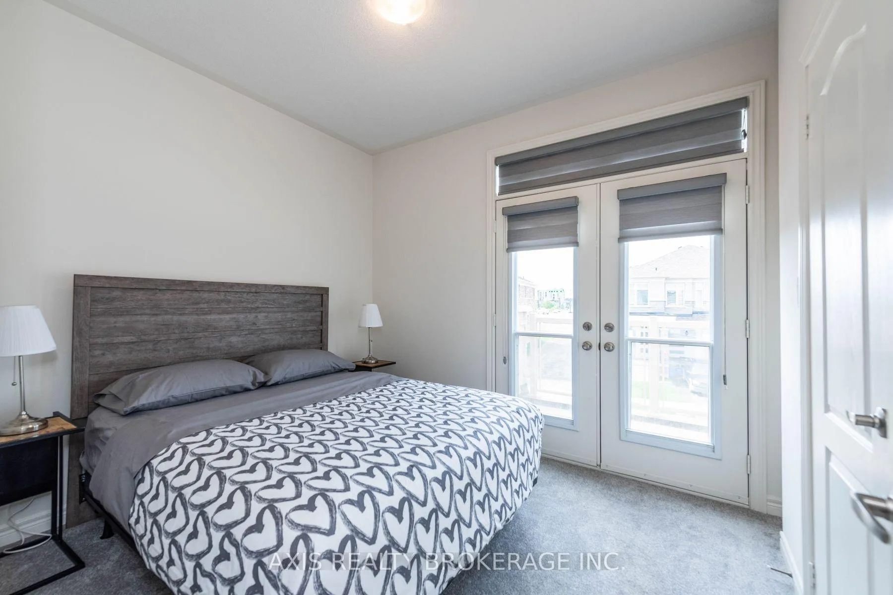 Photo 26 of 43 Silver Meadow Gardens, Hamilton, Waterdown — HOMEH