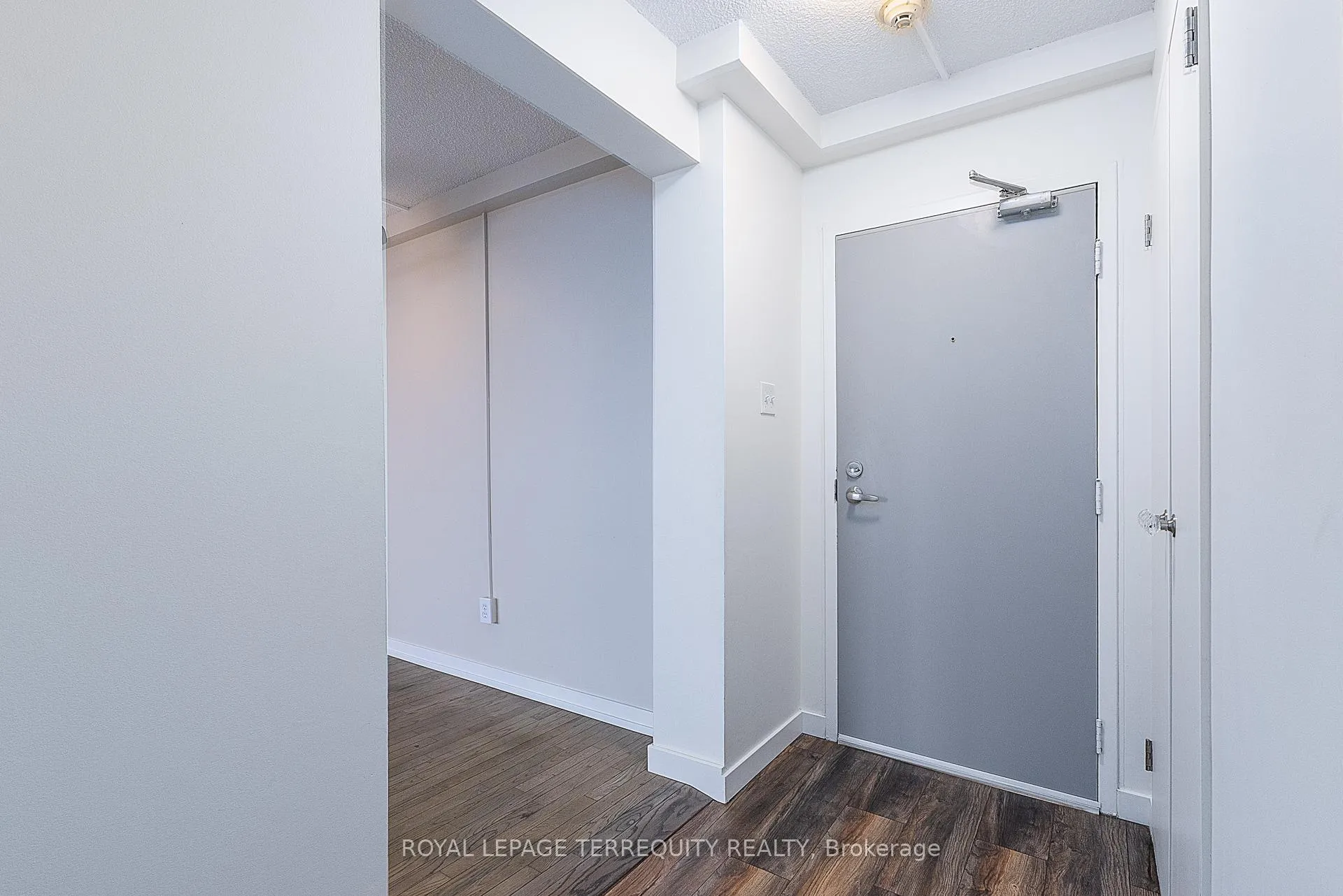 Photo 18 of Unit 807, 1210 Radom Street, Pickering, Bay Ridges — HOMEH