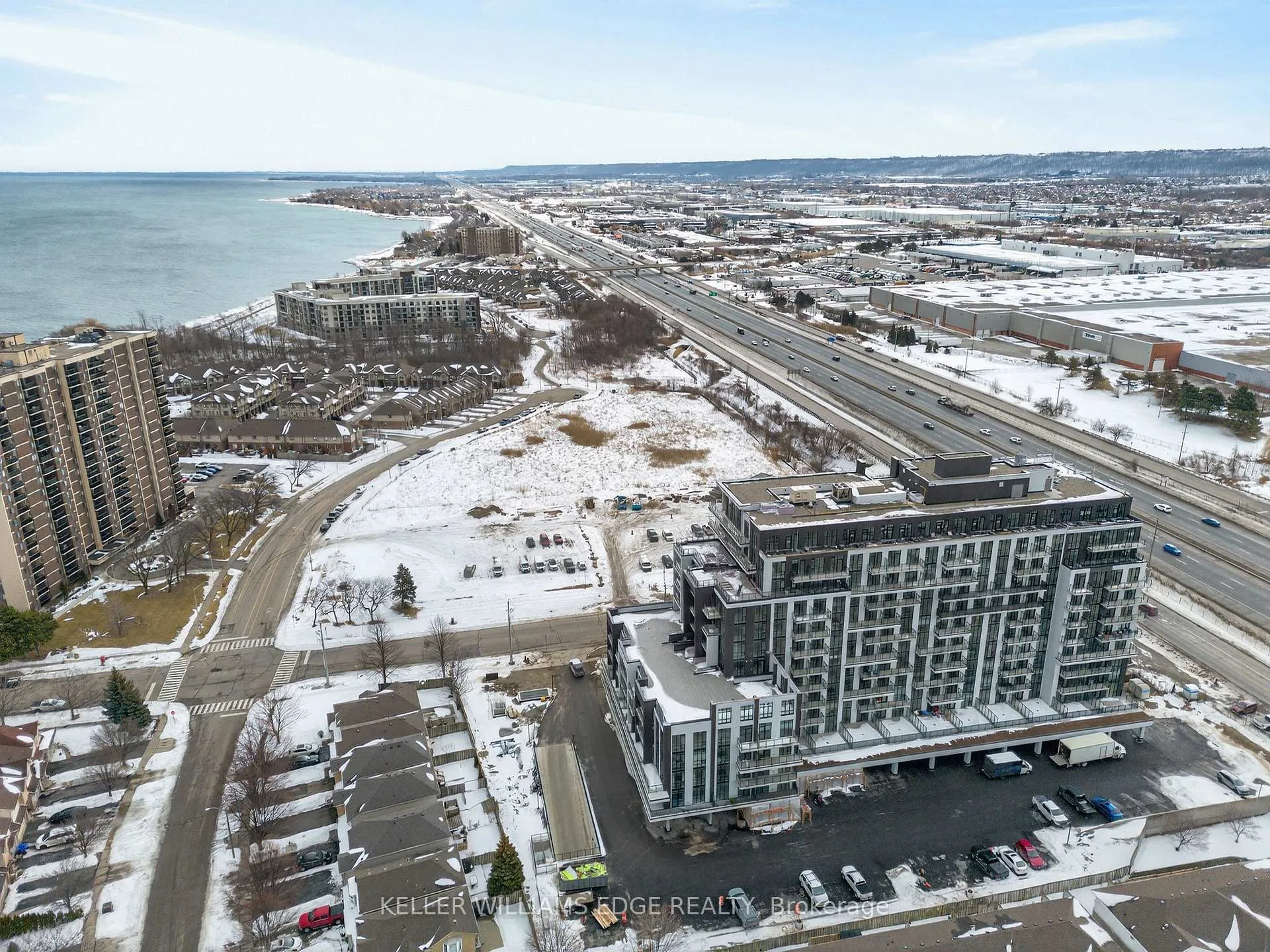 Photo 5 of 461 Green Road, Hamilton, Lakeshore — HOMEH