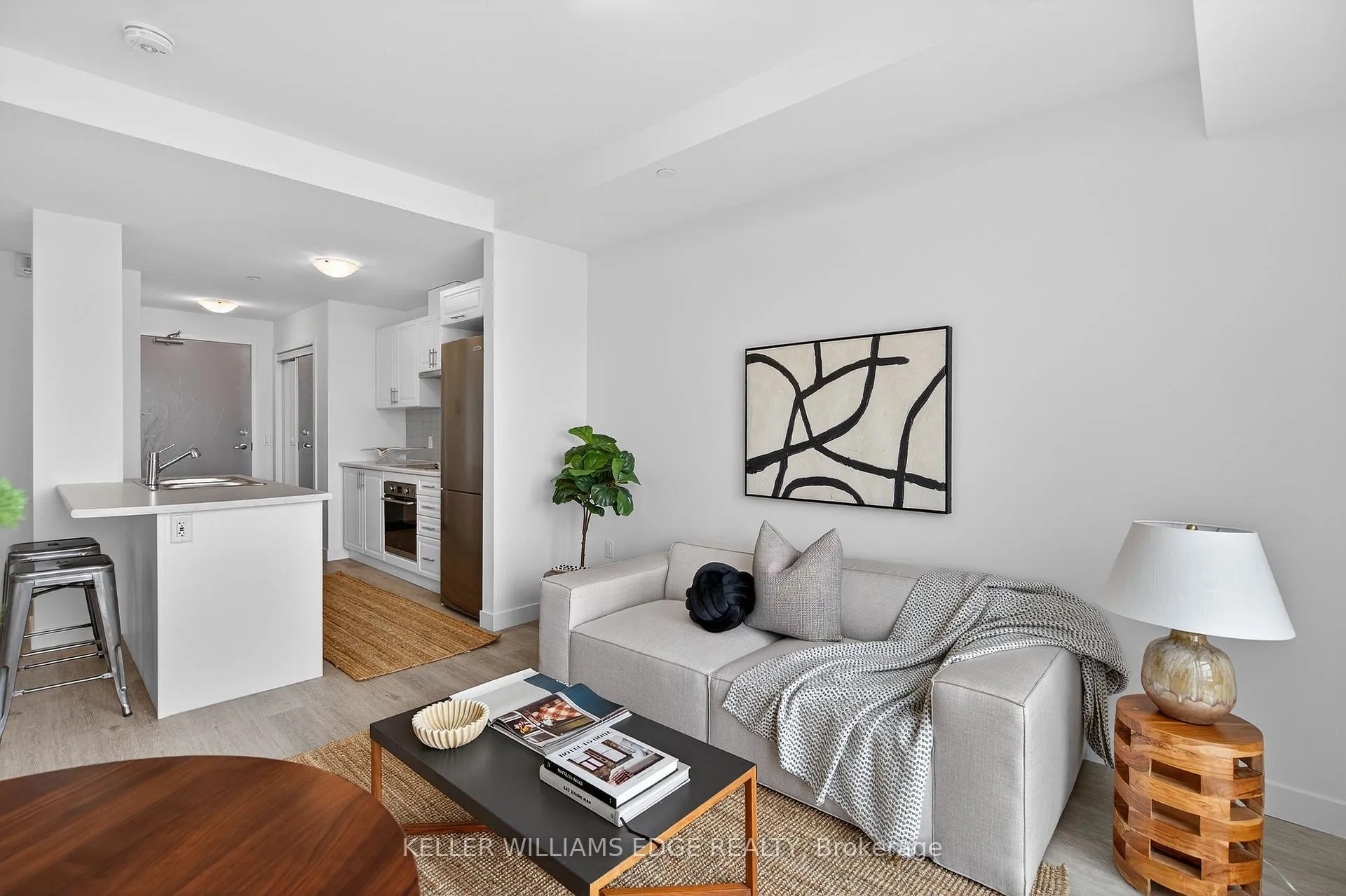 Photo 24 of 461 Green Road, Hamilton, Lakeshore — HOMEH