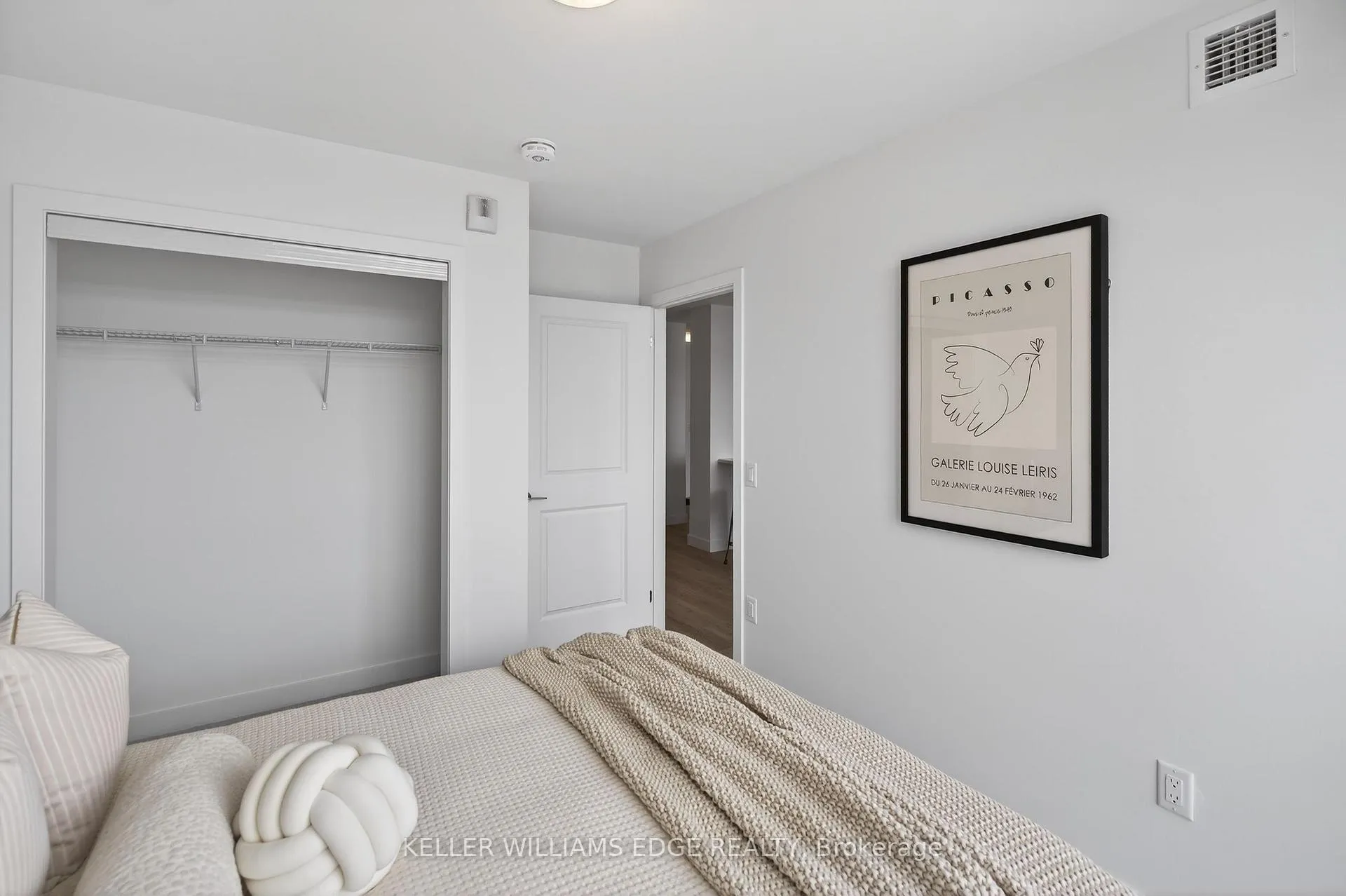 Photo 32 of 461 Green Road, Hamilton, Lakeshore — HOMEH