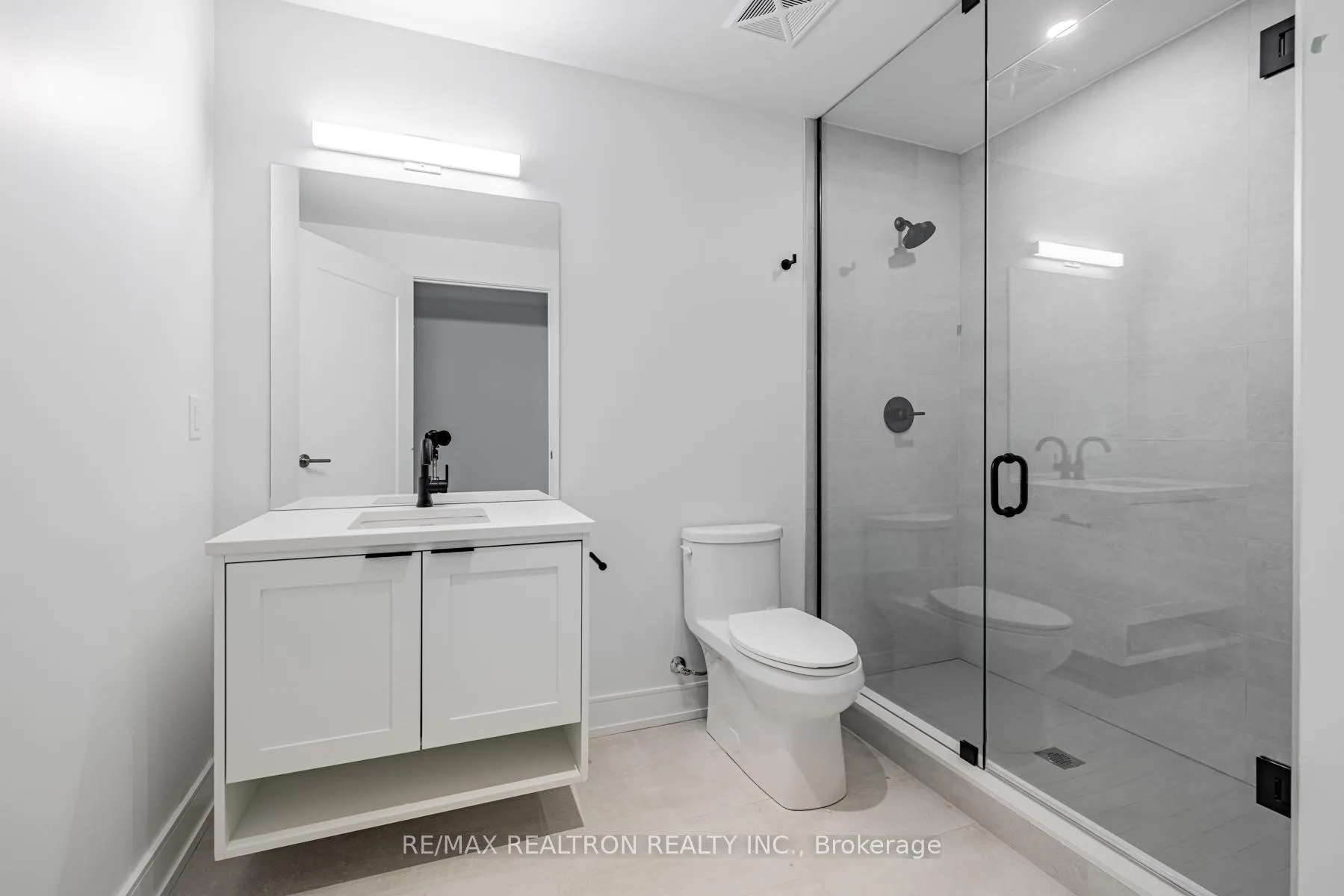 Photo 27 of Unit 814, 185 Dunlop Street E, Barrie, Lakeshore — HOMEH