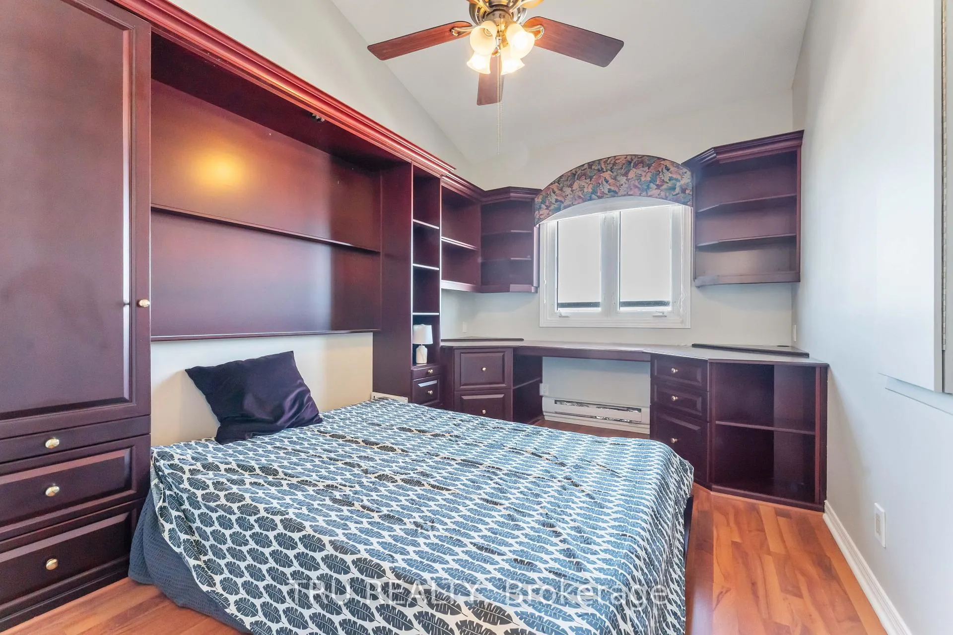 Photo 13 of Unit PH4, 158A McArthur Avenue, Ottawa, Vanier — HOMEH