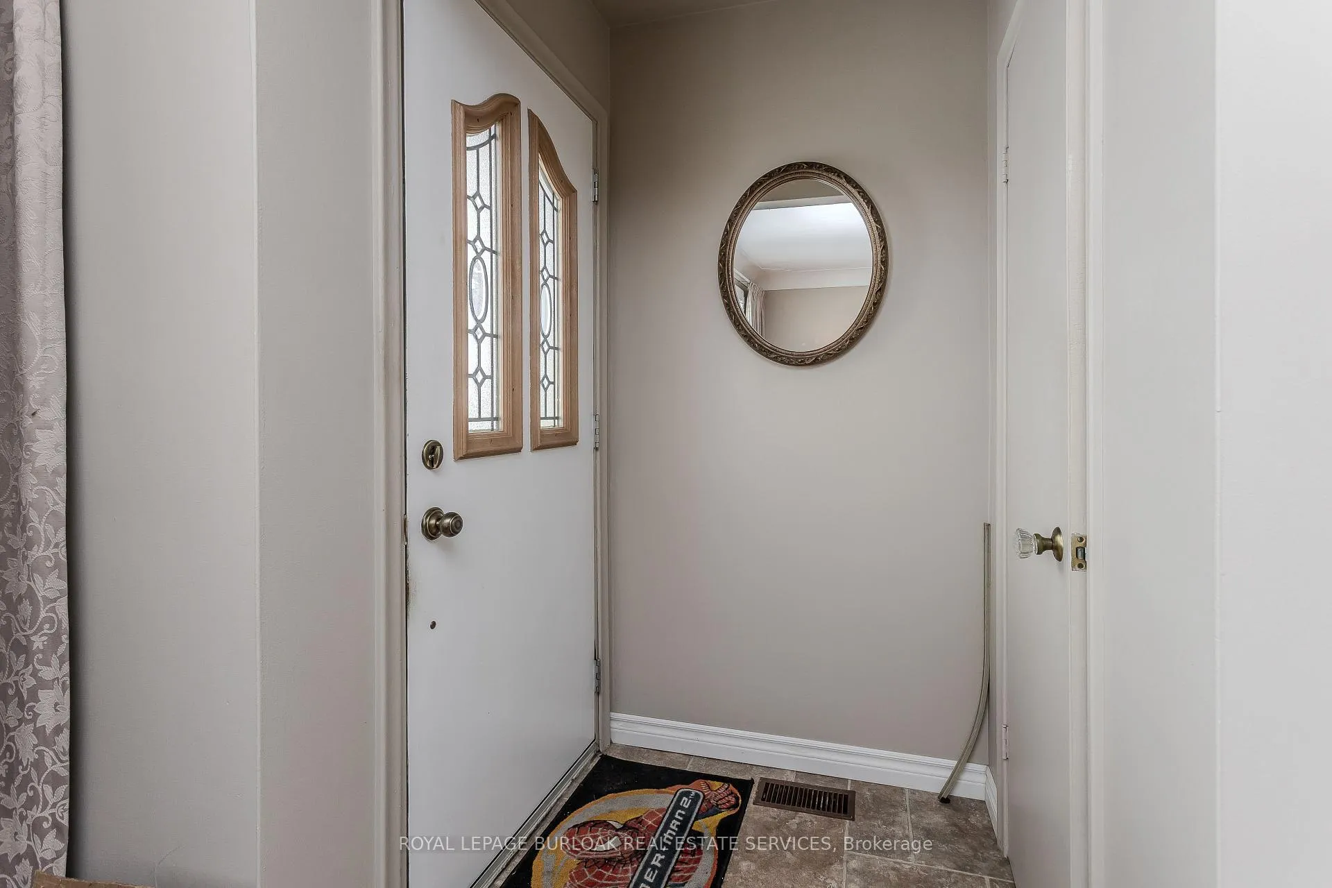 Photo 13 of 4 Cherry Avenue, Grimsby, Grimsby Beach — HOMEH
