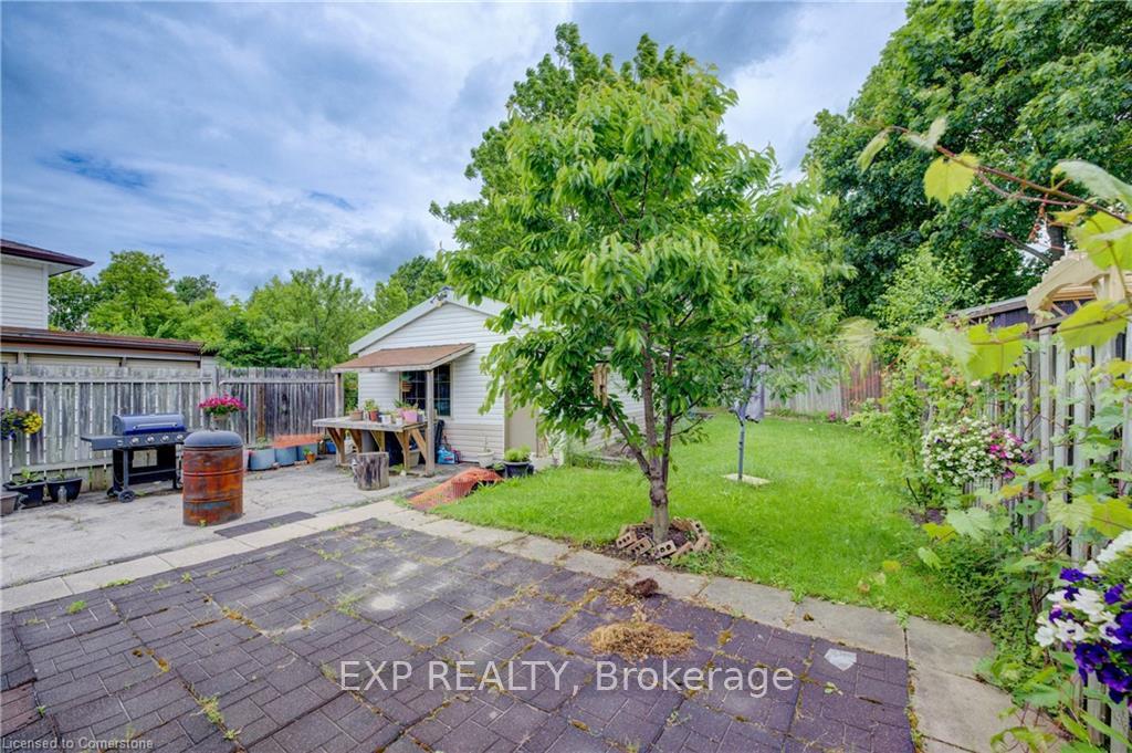 Photo 21 of 74 Markwood Drive, Kitchener — HOMEH