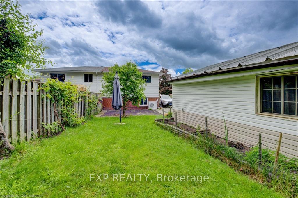 Photo 24 of 74 Markwood Drive, Kitchener — HOMEH