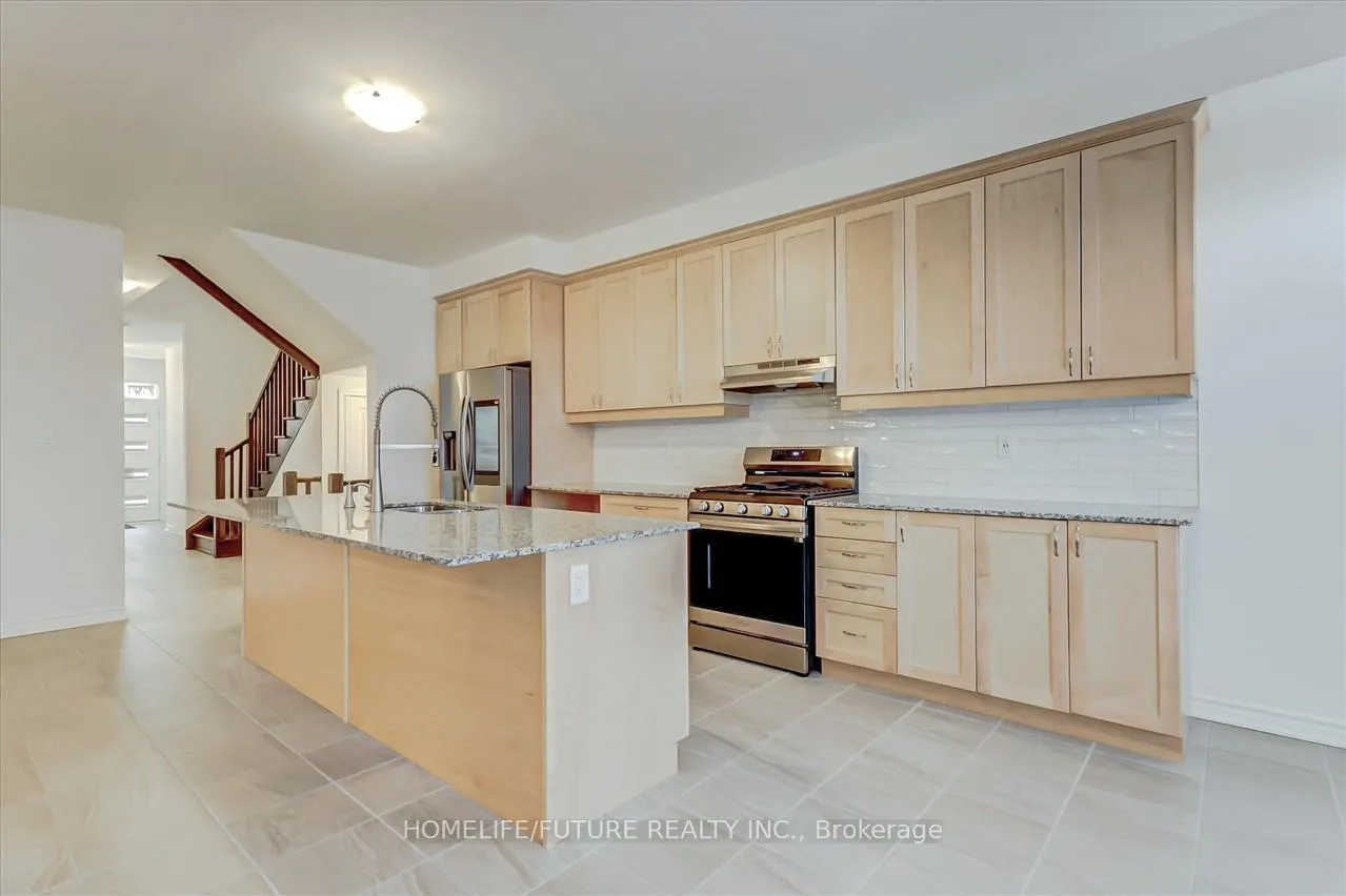 Photo 8 of Unit Upper, 2959 Heartwood Lane, Pickering, Rural Pickering — HOMEH