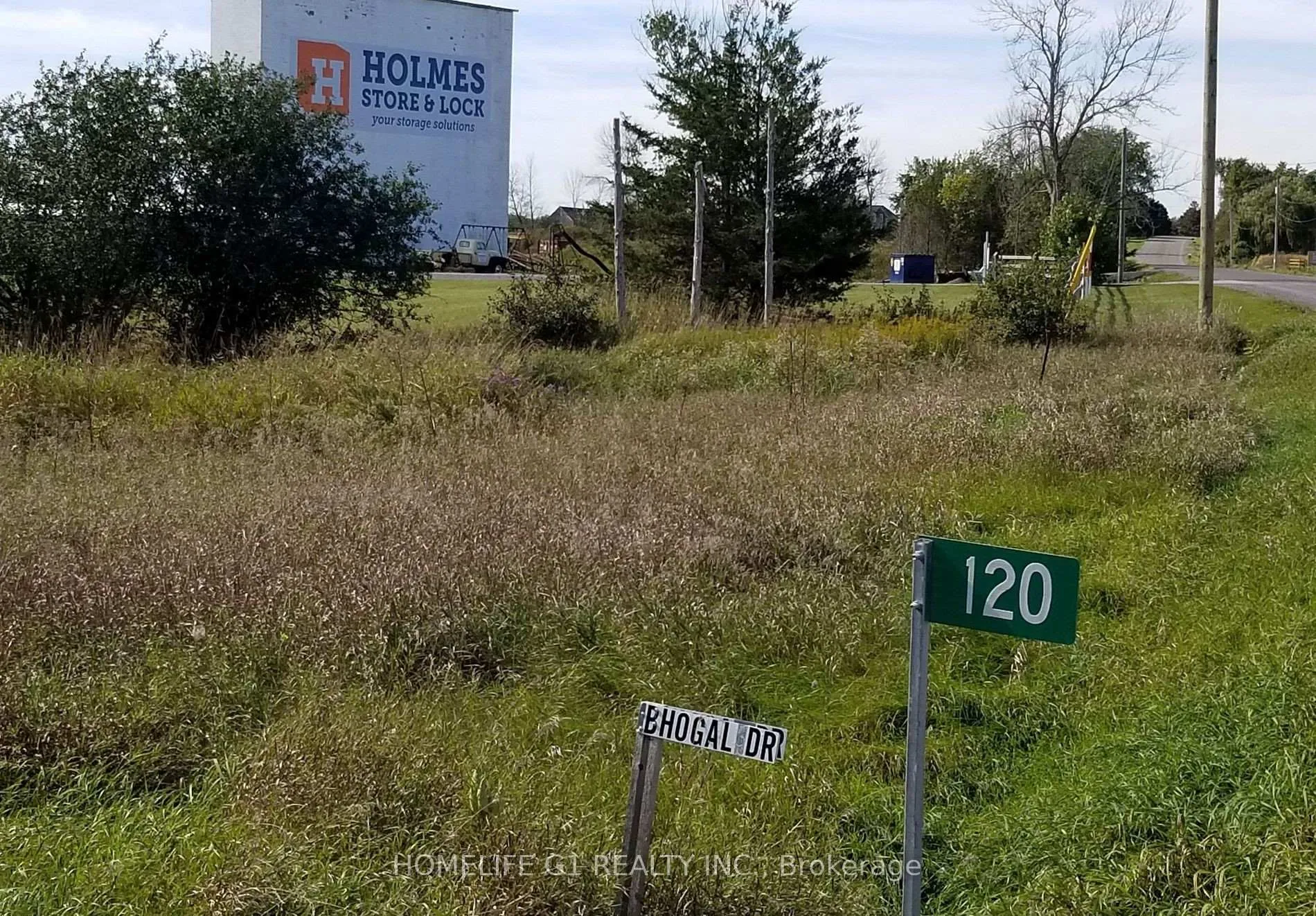 Photo 15 of 174 Cathedral Drive, Whitby, Rolling Acres — HOMEH