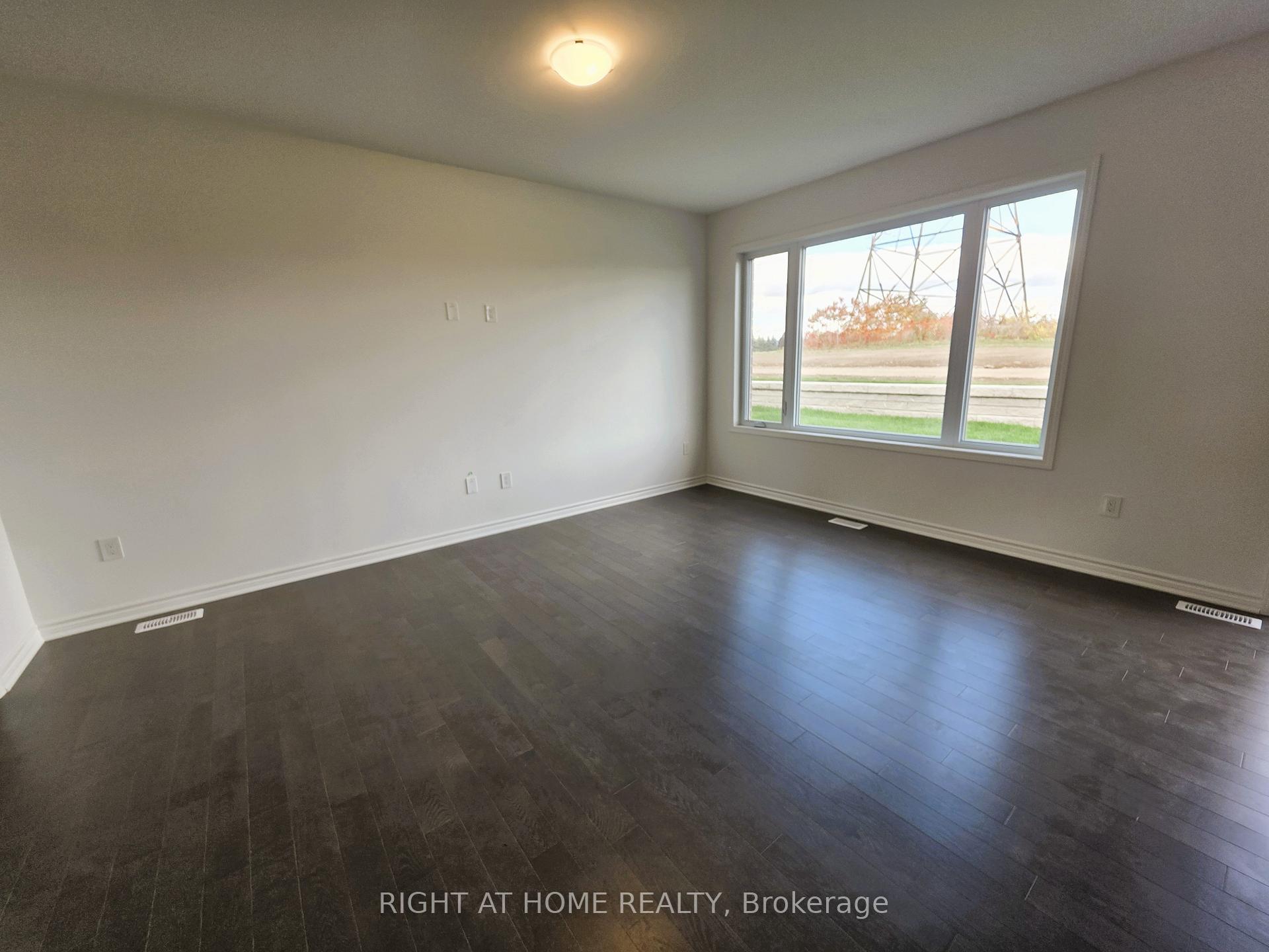 Photo 6 of 274 Millstone Street, Kitchener — HOMEH