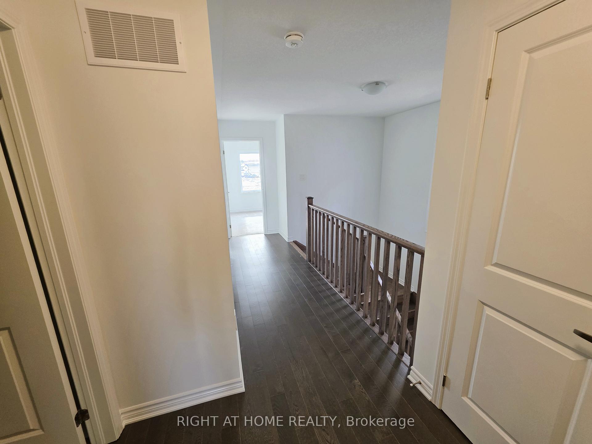 Photo 25 of 274 Millstone Street, Kitchener — HOMEH