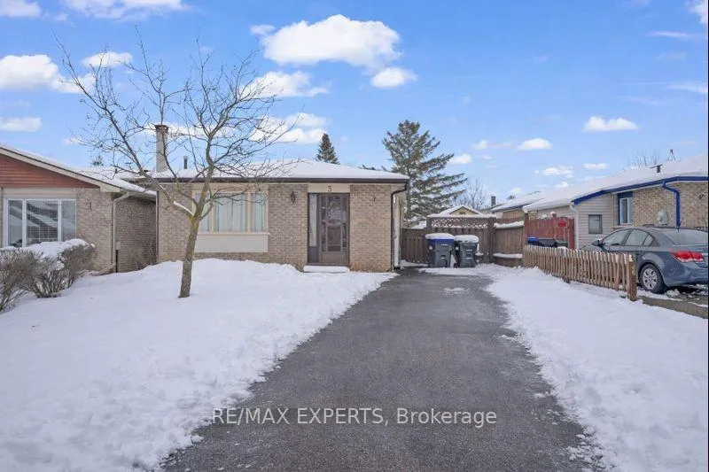 Photo 2 of 3 Milne Street, New Tecumseth, Alliston — HOMEH