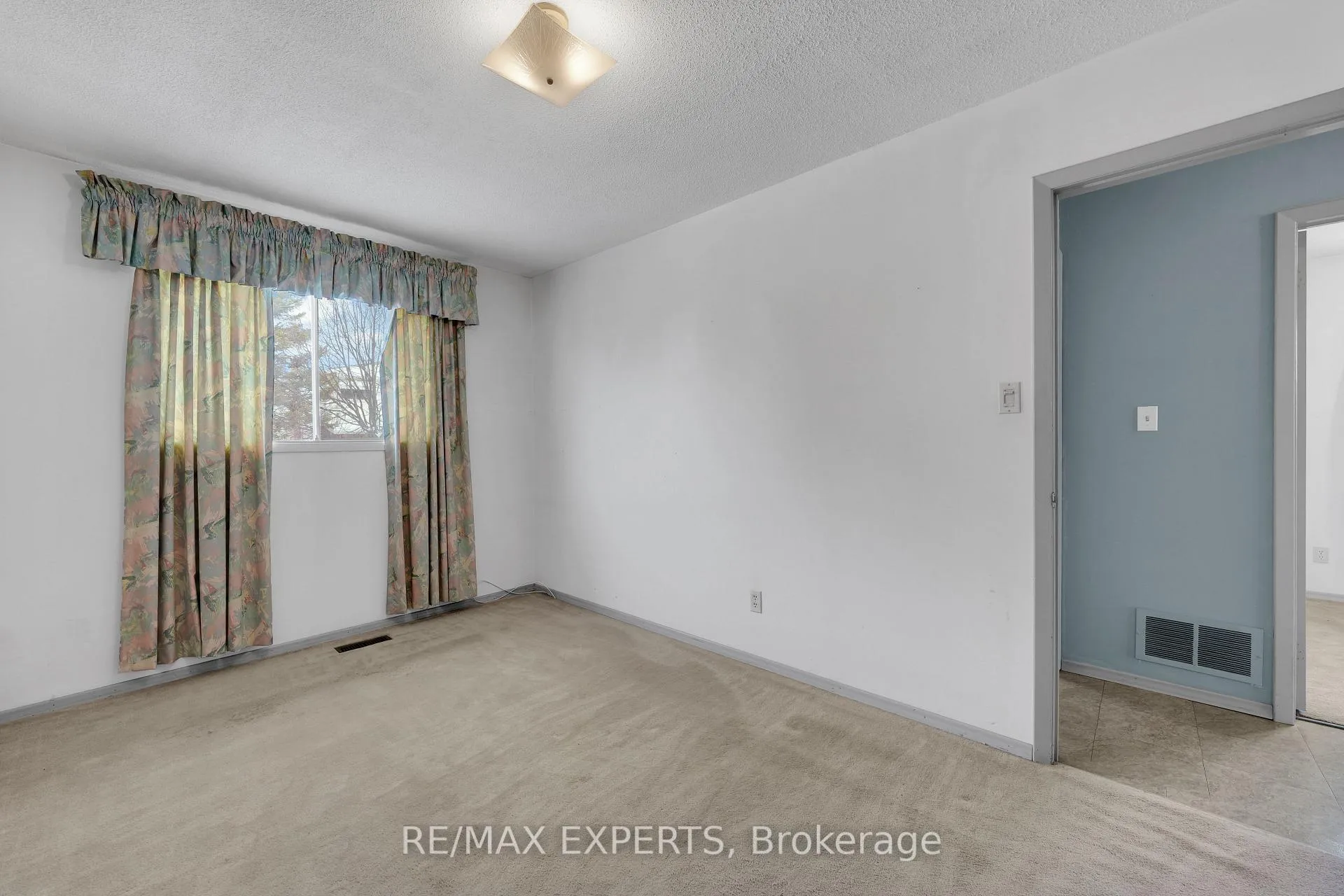 Photo 14 of 3 Milne Street, New Tecumseth, Alliston — HOMEH
