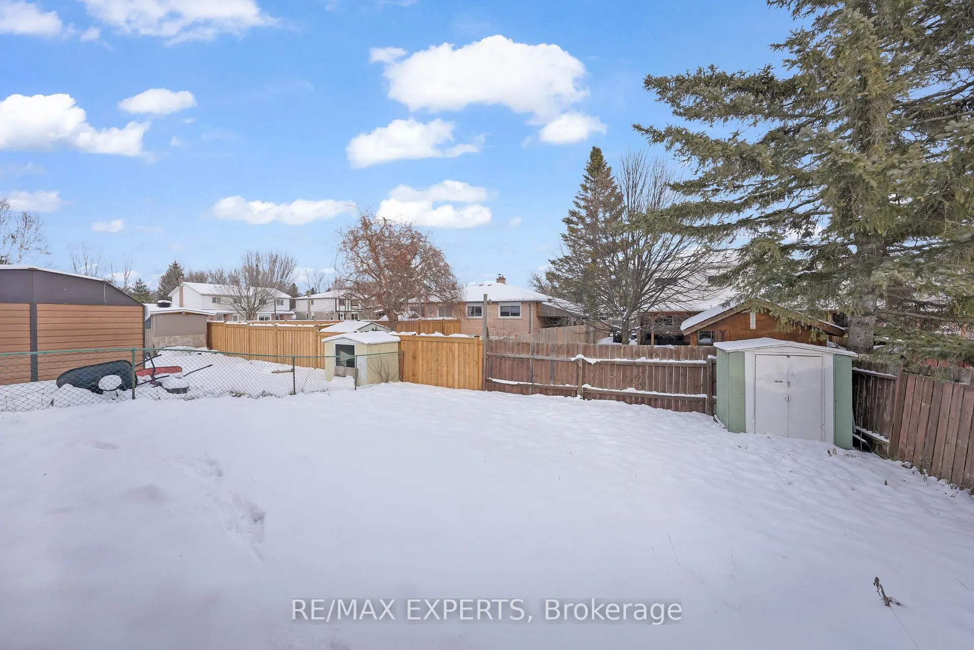 Photo 33 of 3 Milne Street, New Tecumseth, Alliston — HOMEH