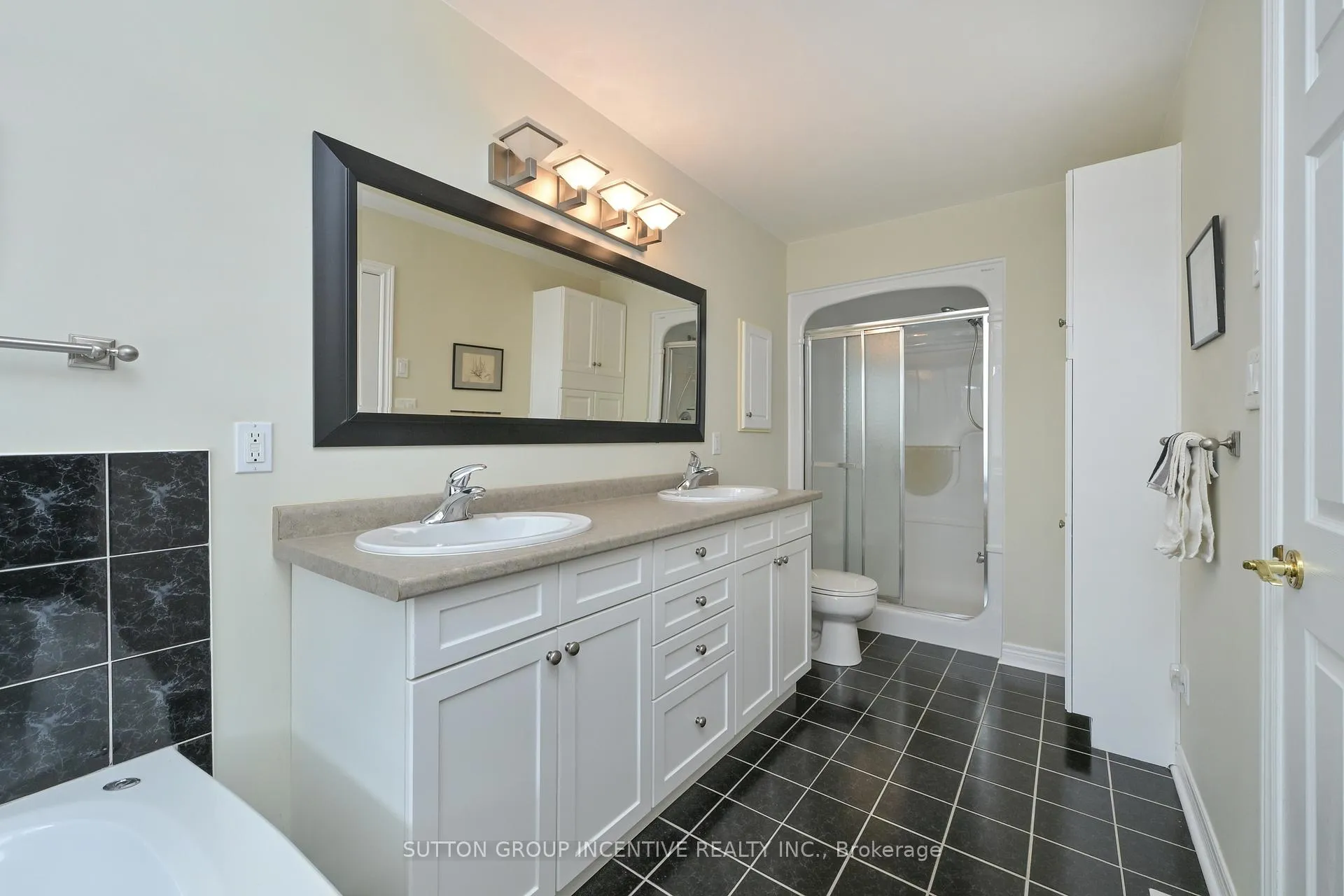 Photo 20 of 71 Bella Vista Trail, New Tecumseth, Rural New Tecumseth — HOMEH