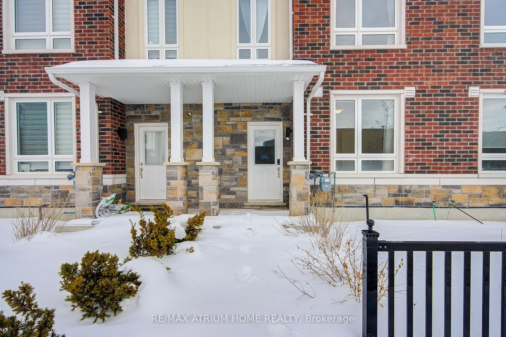 Photo 2 of 60 Imperial College Lane, Markham, Wismer — HOMEH