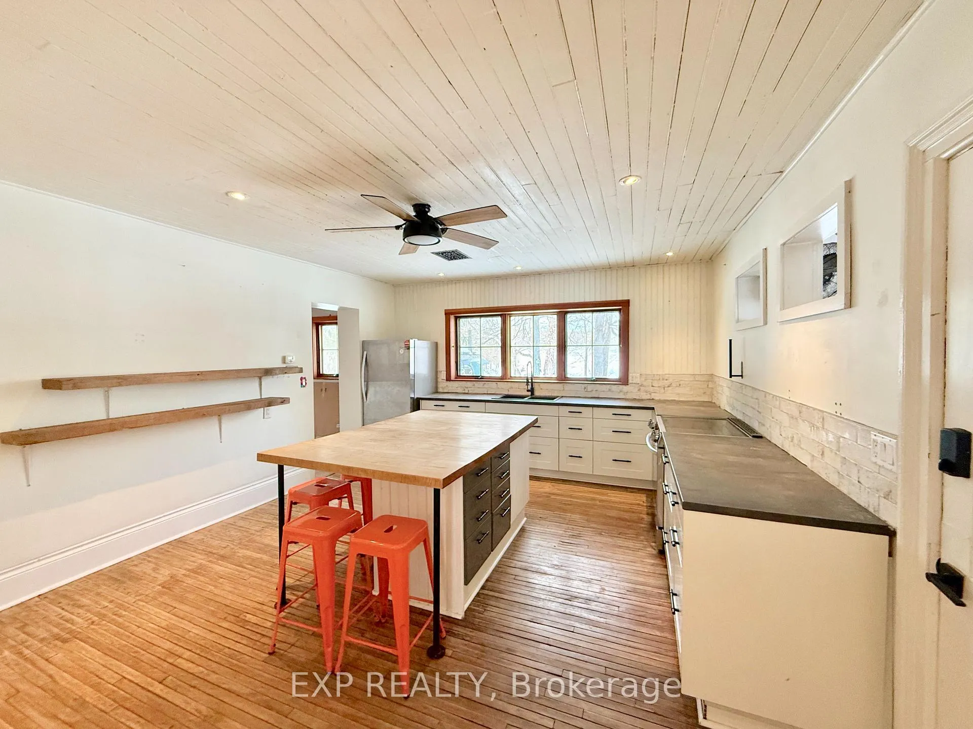 Photo 6 of 81 Morrison Point, Prince Edward County, South Marysburg Ward — HOMEH