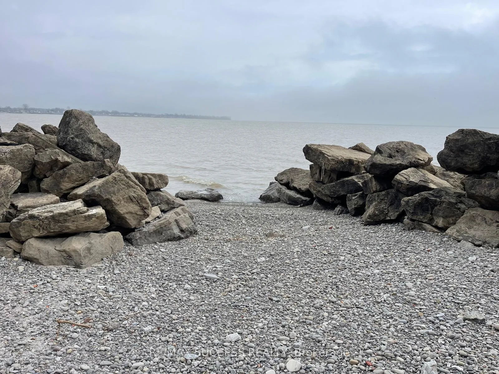 Photo 35 of 2738 North Shore Drive, Haldimand, Dunnville — HOMEH