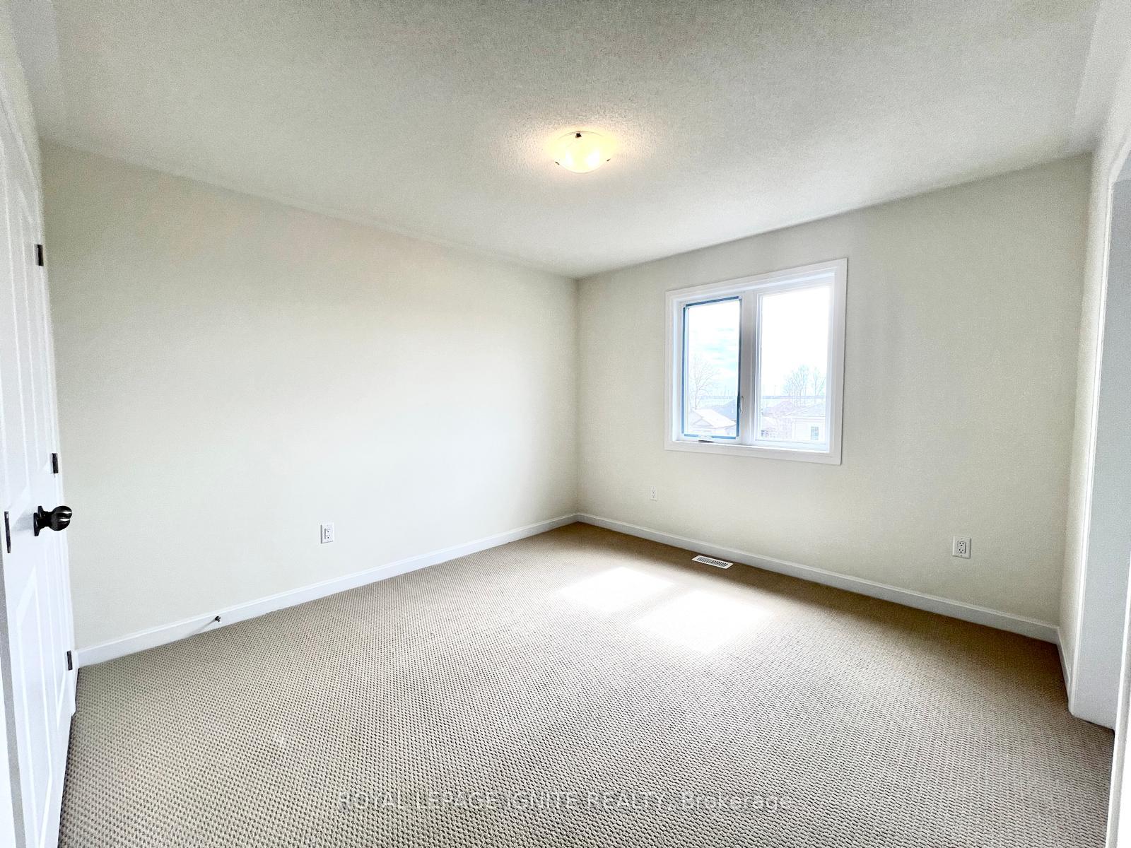Photo 26 of 106 Windermere Boulevard, Loyalist, Bath — HOMEH
