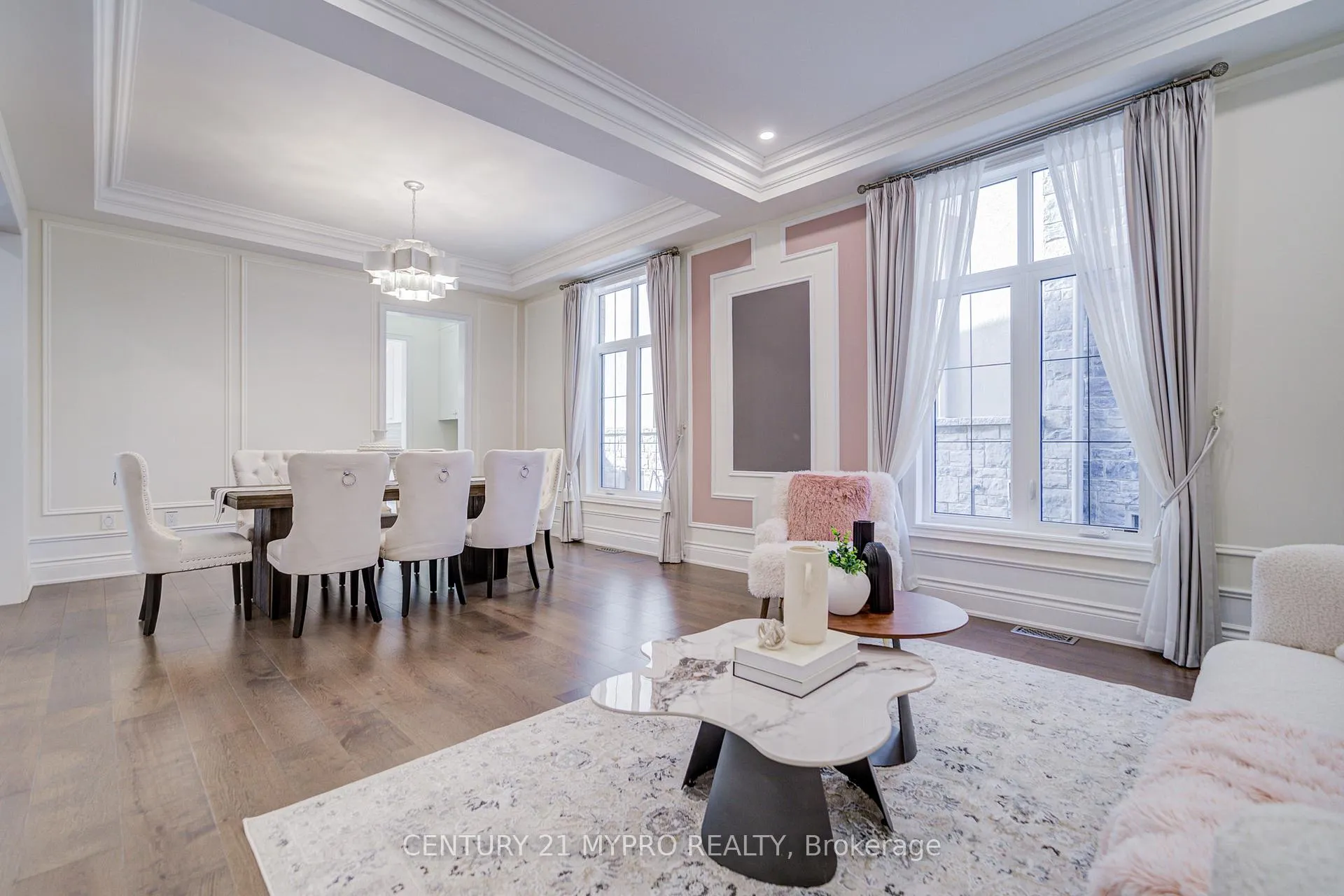 Photo 11 of 140 Lady Jessica Drive, Vaughan, Patterson — HOMEH