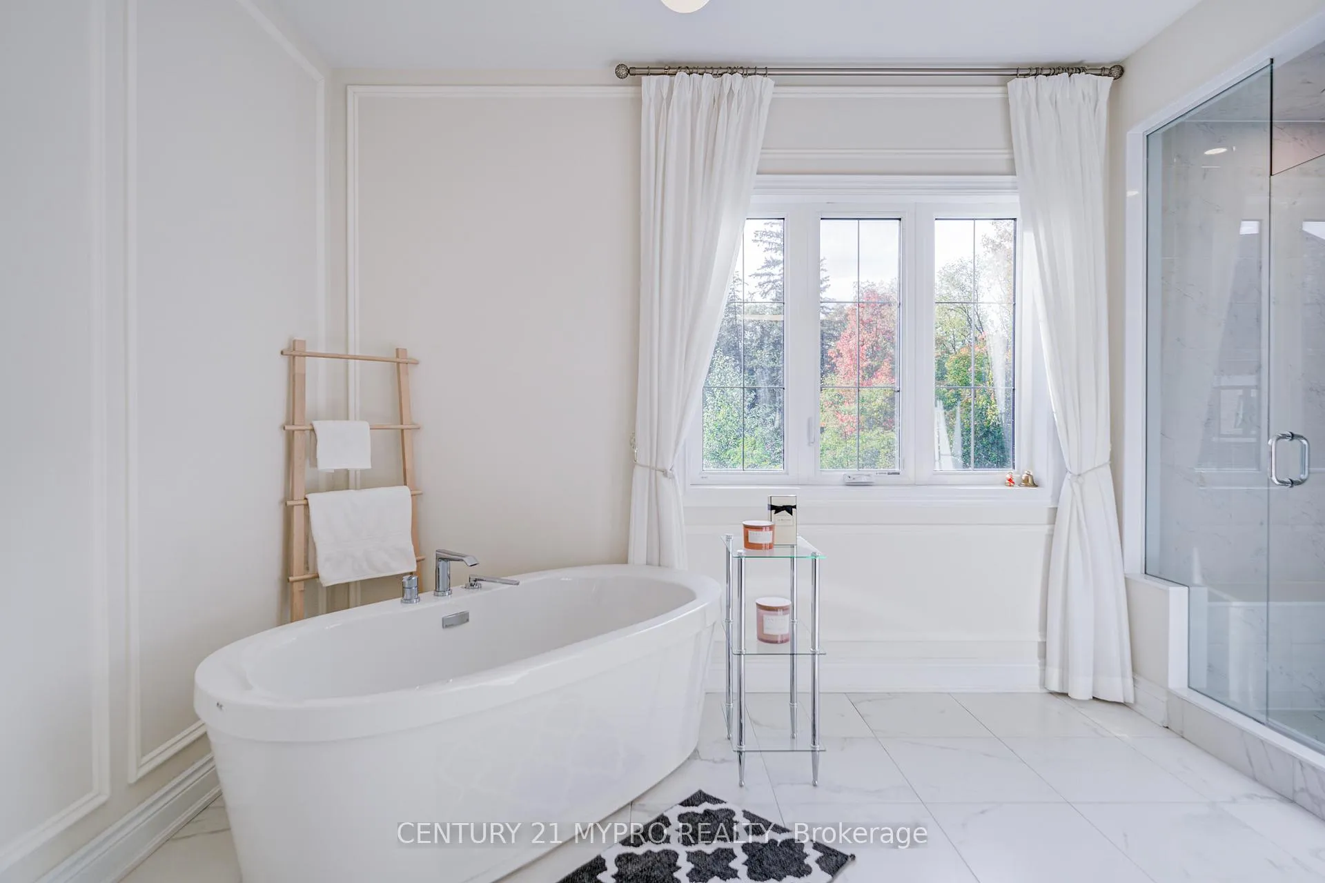 Photo 32 of 140 Lady Jessica Drive, Vaughan, Patterson — HOMEH