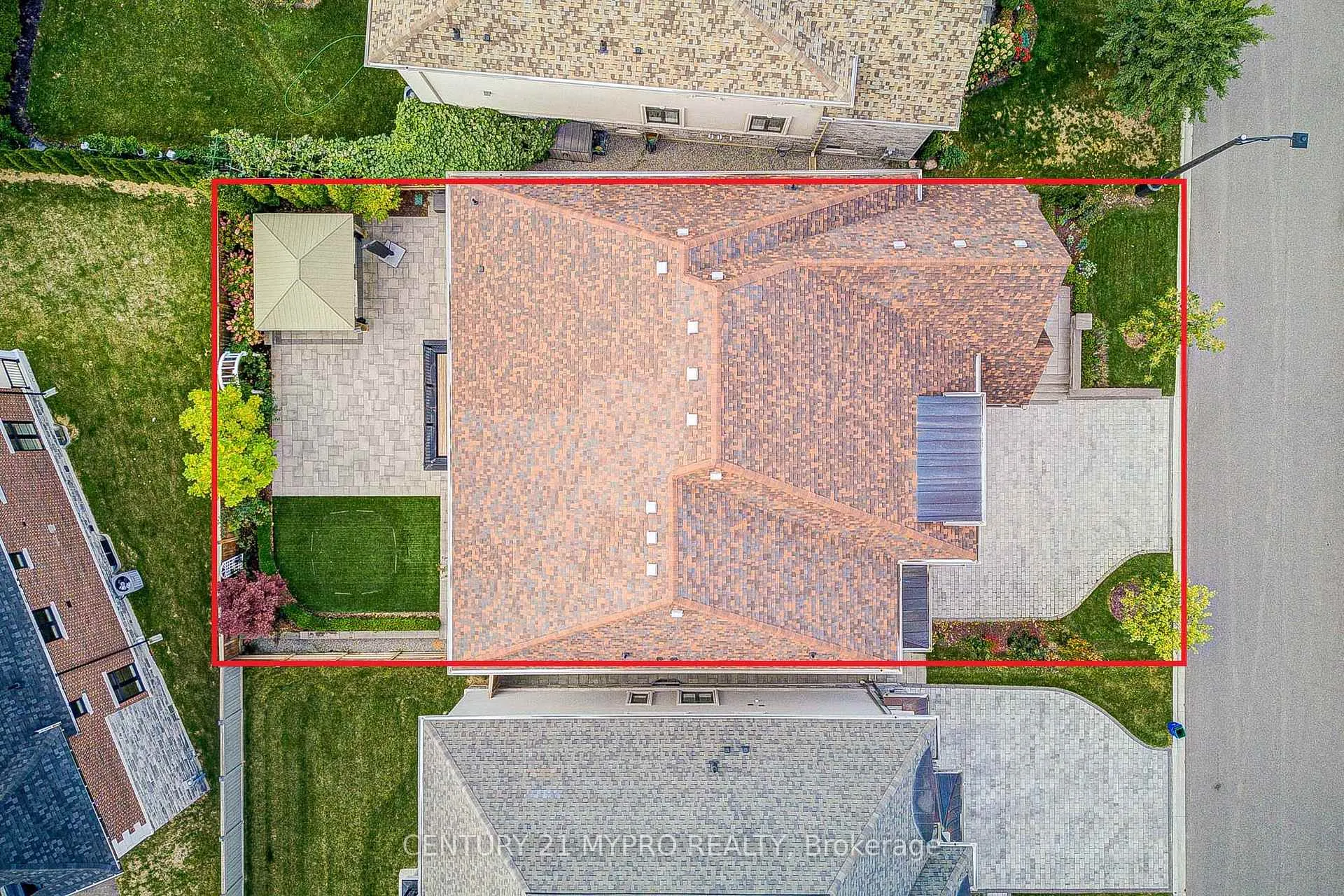 Photo 45 of 140 Lady Jessica Drive, Vaughan, Patterson — HOMEH
