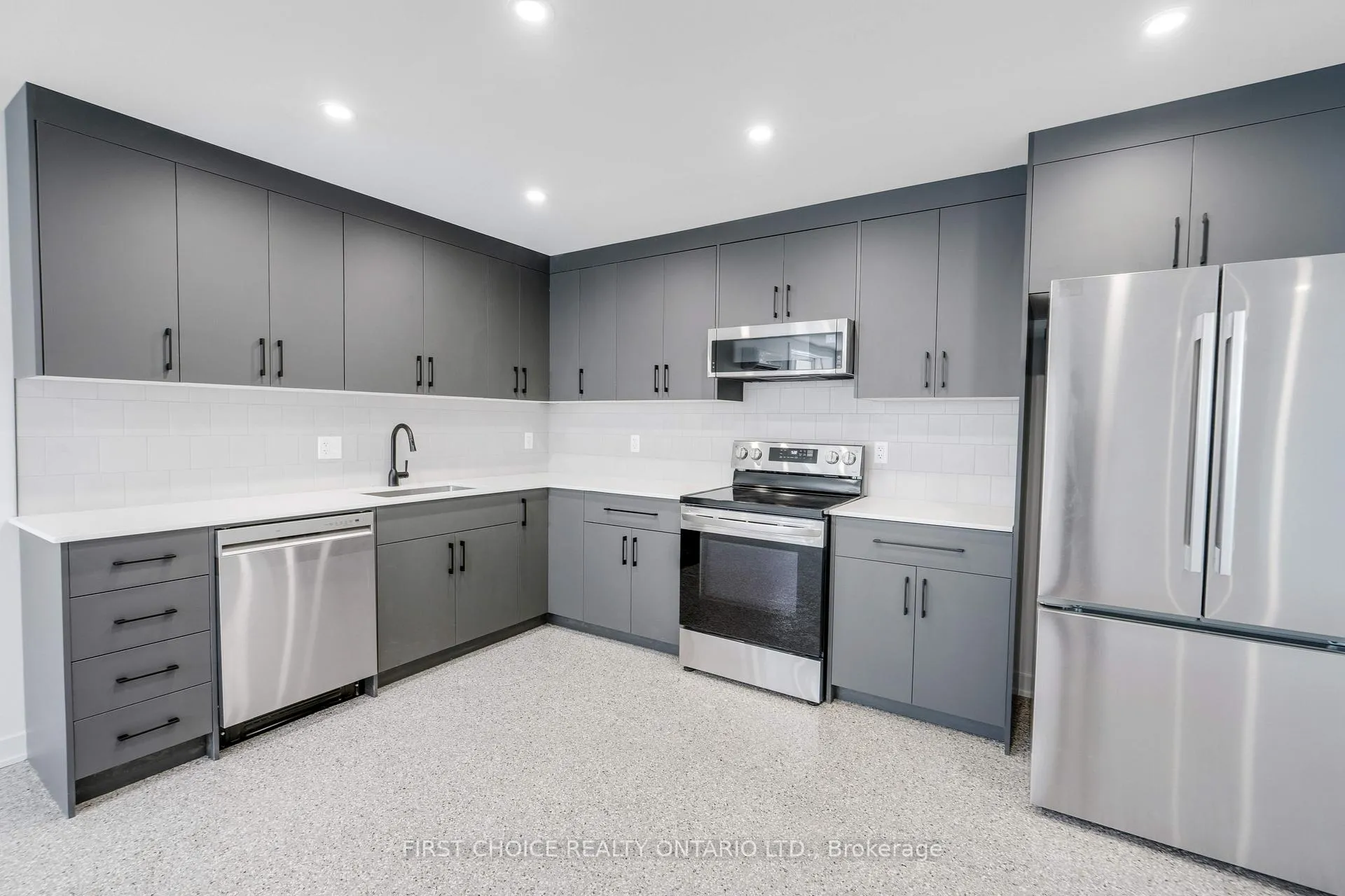Photo 7 of 65 Tower Road, Ottawa, Meadowlands/St. Claire Gardens — HOMEH