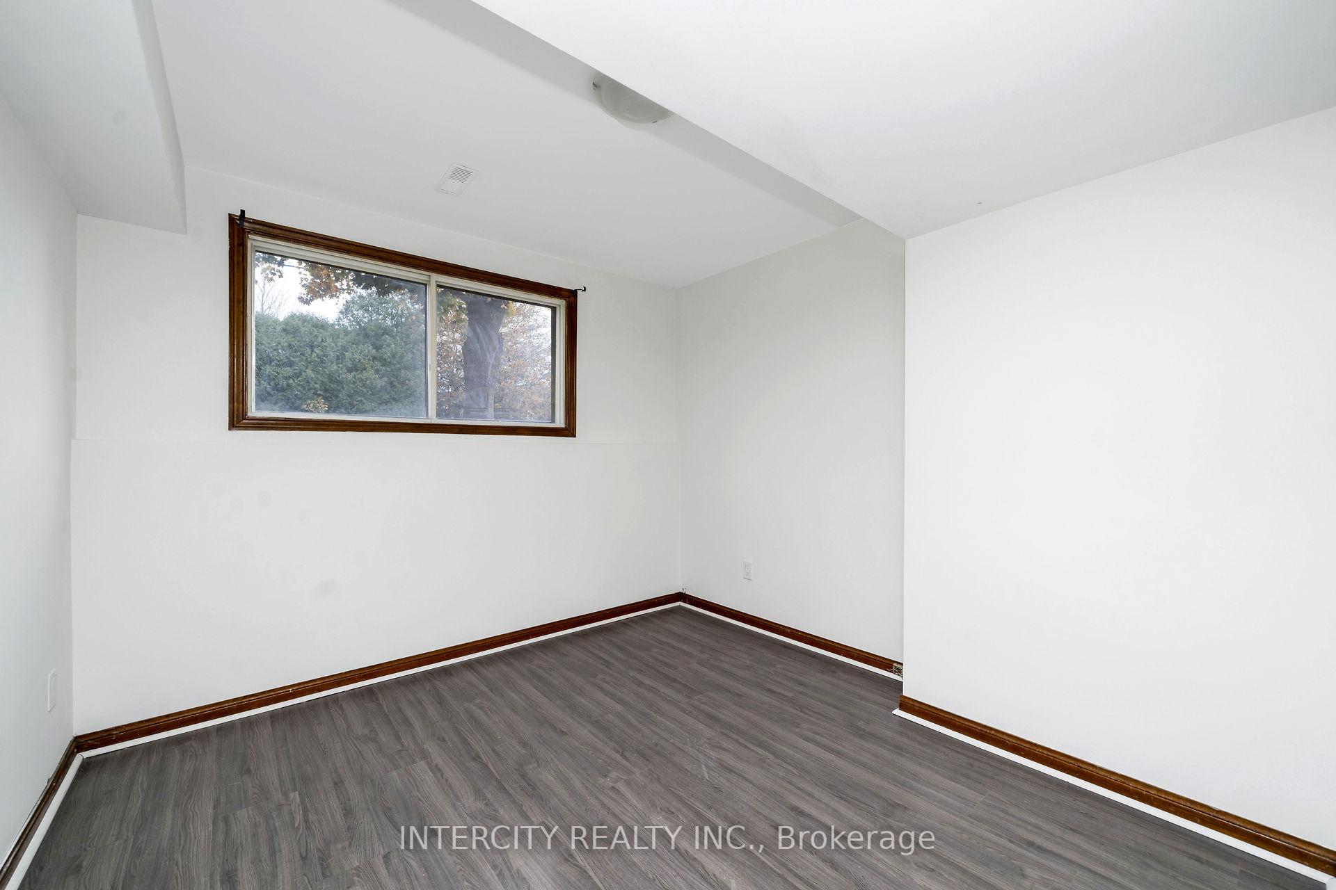 Photo 26 of 19 Patricia Drive, King, King City — HOMEH