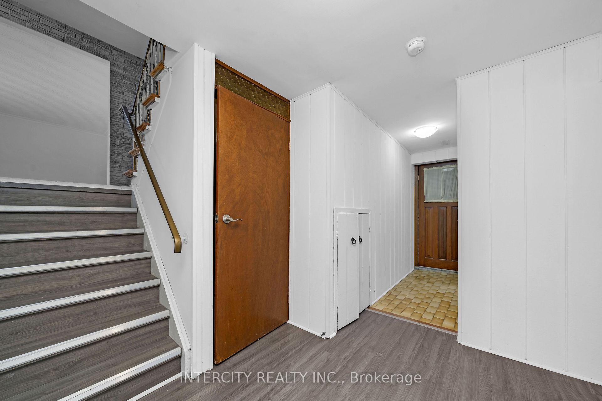 Photo 27 of 19 Patricia Drive, King, King City — HOMEH