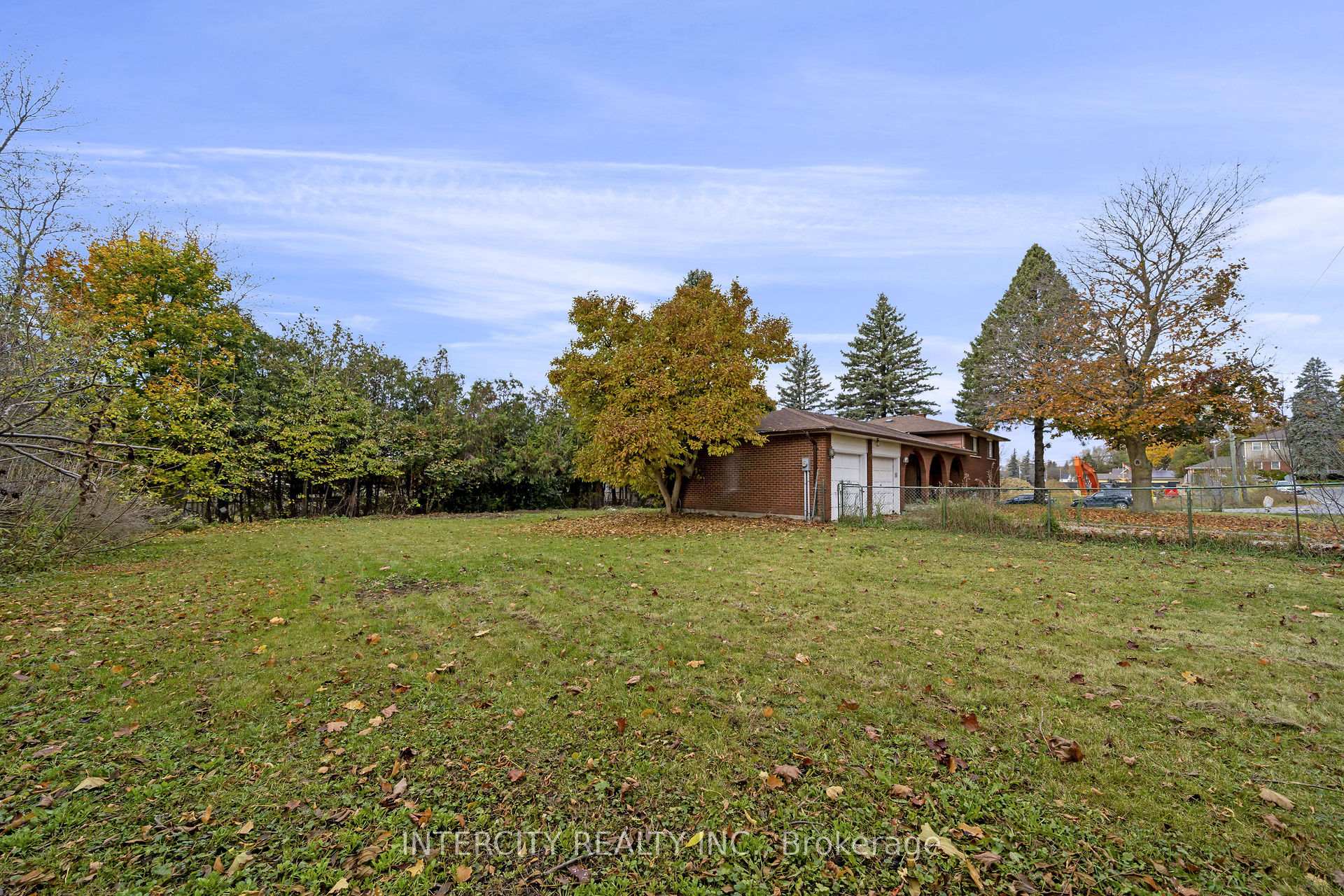 Photo 34 of 19 Patricia Drive, King, King City — HOMEH