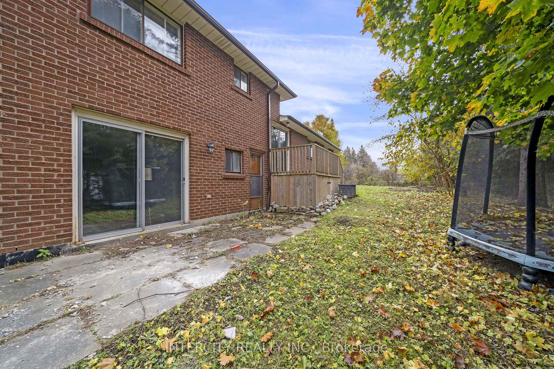 Photo 35 of 19 Patricia Drive, King, King City — HOMEH