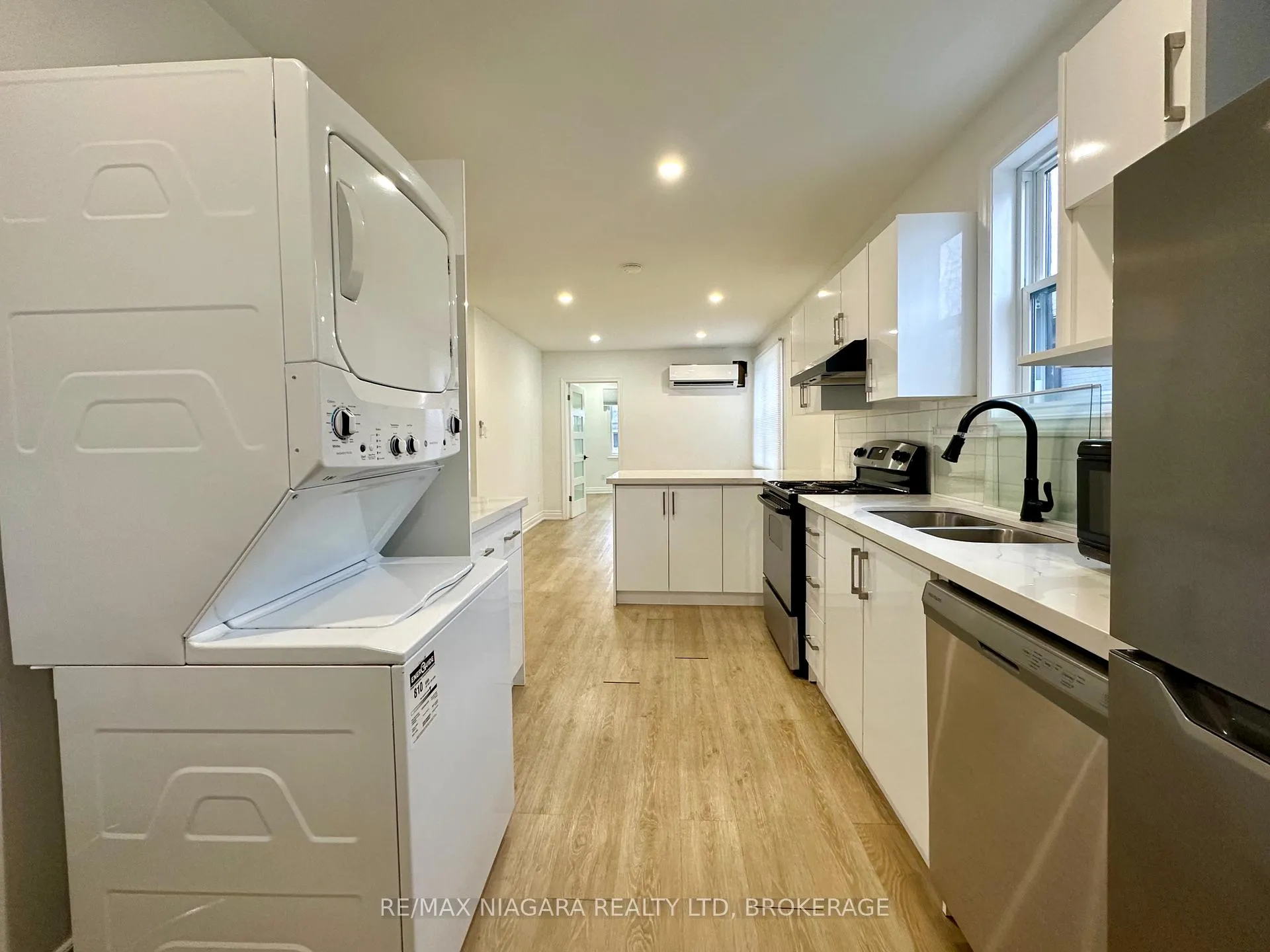 Photo 1 of Unit 2, 6063 Main Street, Niagara Falls, Dorchester — HOMEH