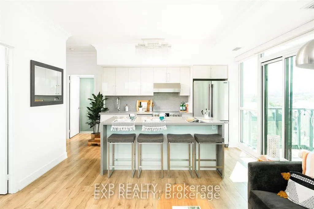 Photo 7 of Unit 501, 35 Brian Peck Crescent, Toronto, Thorncliffe Park — HOMEH