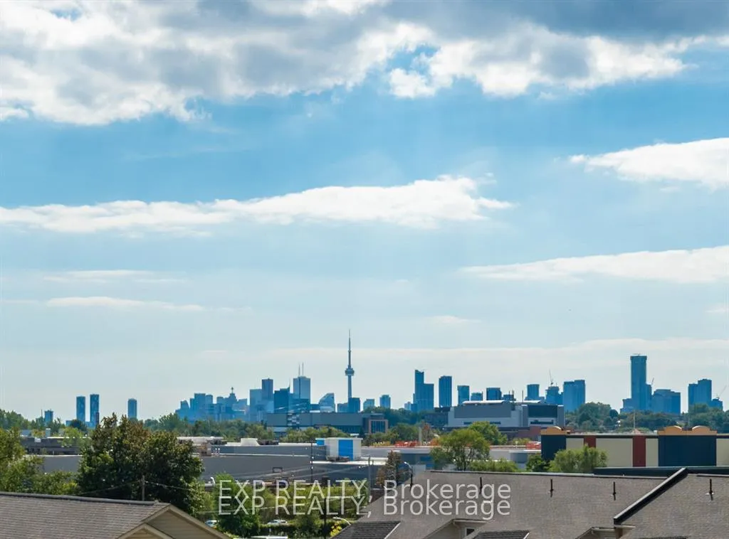 Photo 10 of Unit 501, 35 Brian Peck Crescent, Toronto, Thorncliffe Park — HOMEH