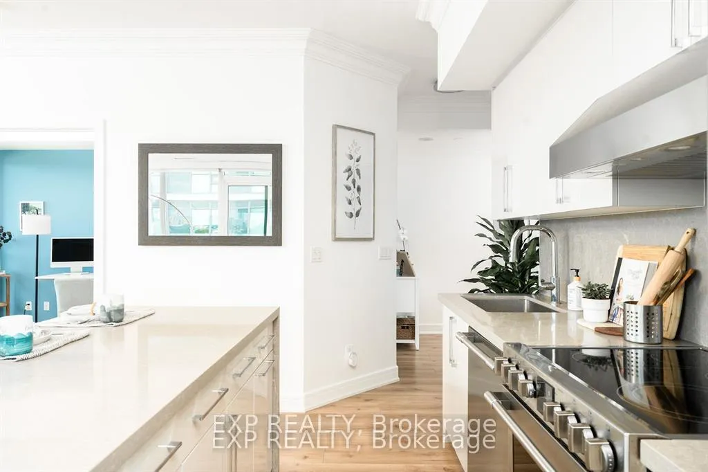 Photo 13 of Unit 501, 35 Brian Peck Crescent, Toronto, Thorncliffe Park — HOMEH
