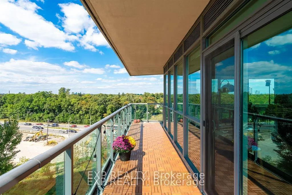 Photo 17 of Unit 501, 35 Brian Peck Crescent, Toronto, Thorncliffe Park — HOMEH