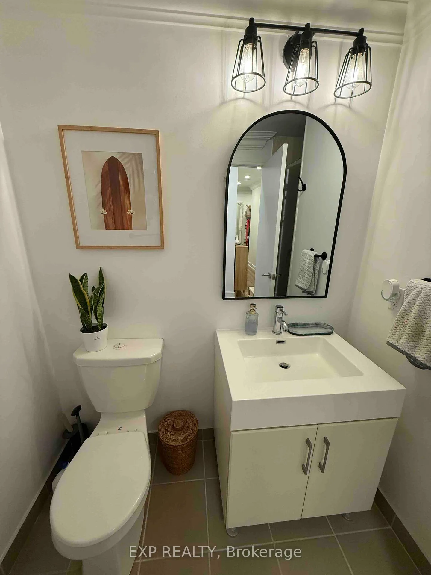 Photo 19 of Unit 501, 35 Brian Peck Crescent, Toronto, Thorncliffe Park — HOMEH