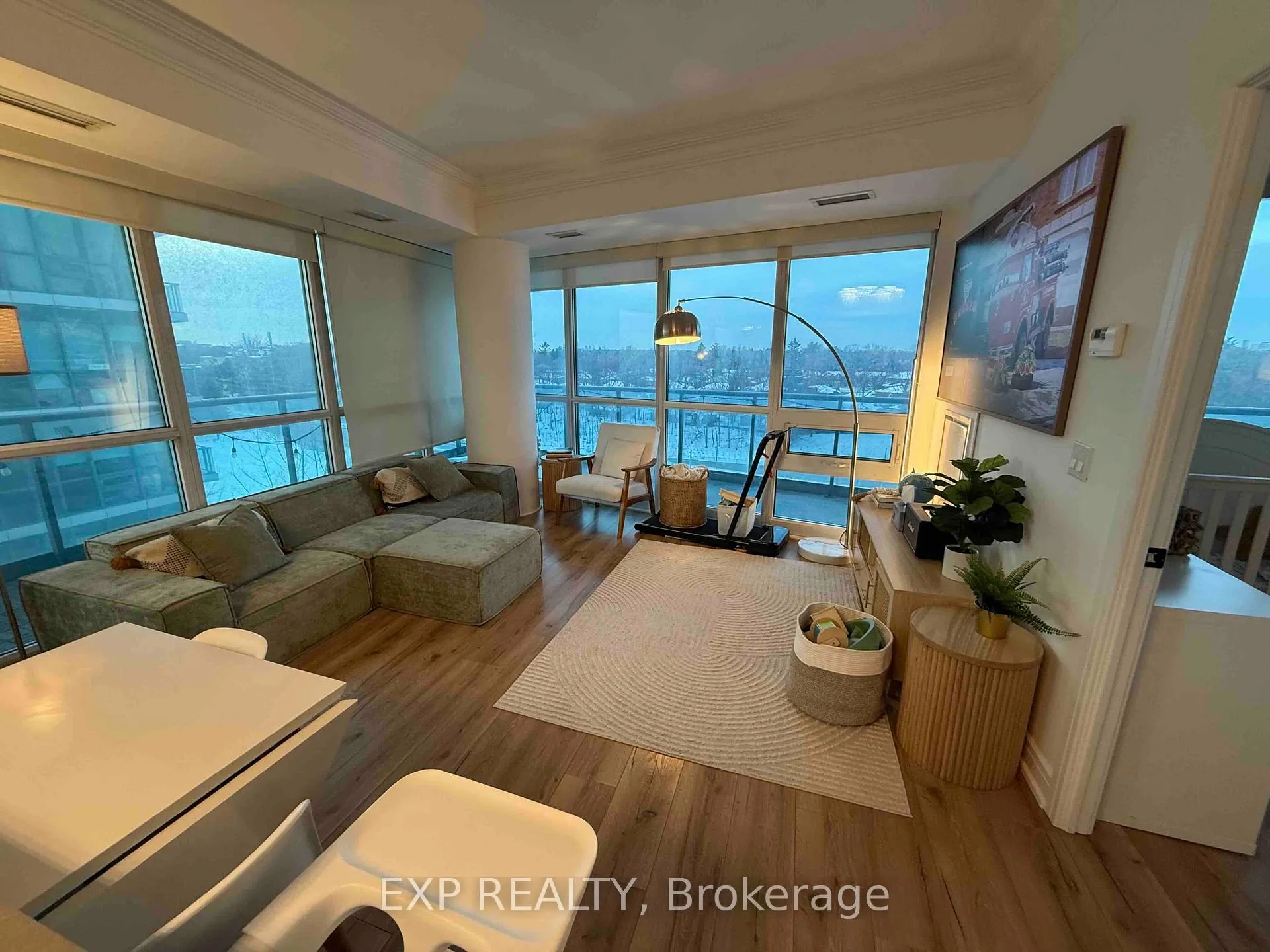 Photo 26 of Unit 501, 35 Brian Peck Crescent, Toronto, Thorncliffe Park — HOMEH