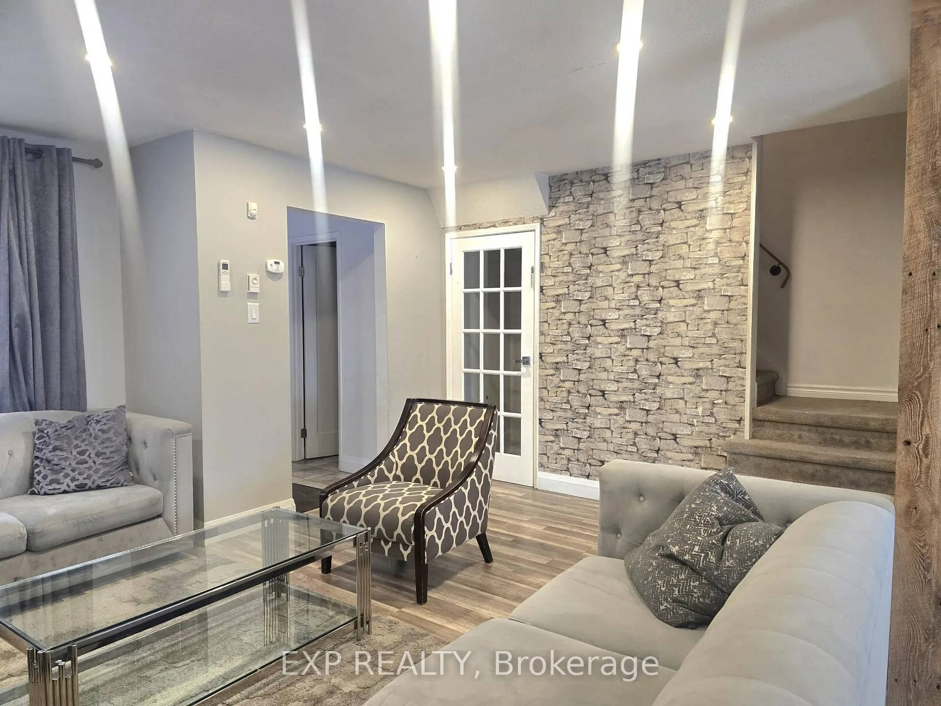 Photo 4 of Unit 44, 700 Harmony Road N, Oshawa, Pinecrest — HOMEH